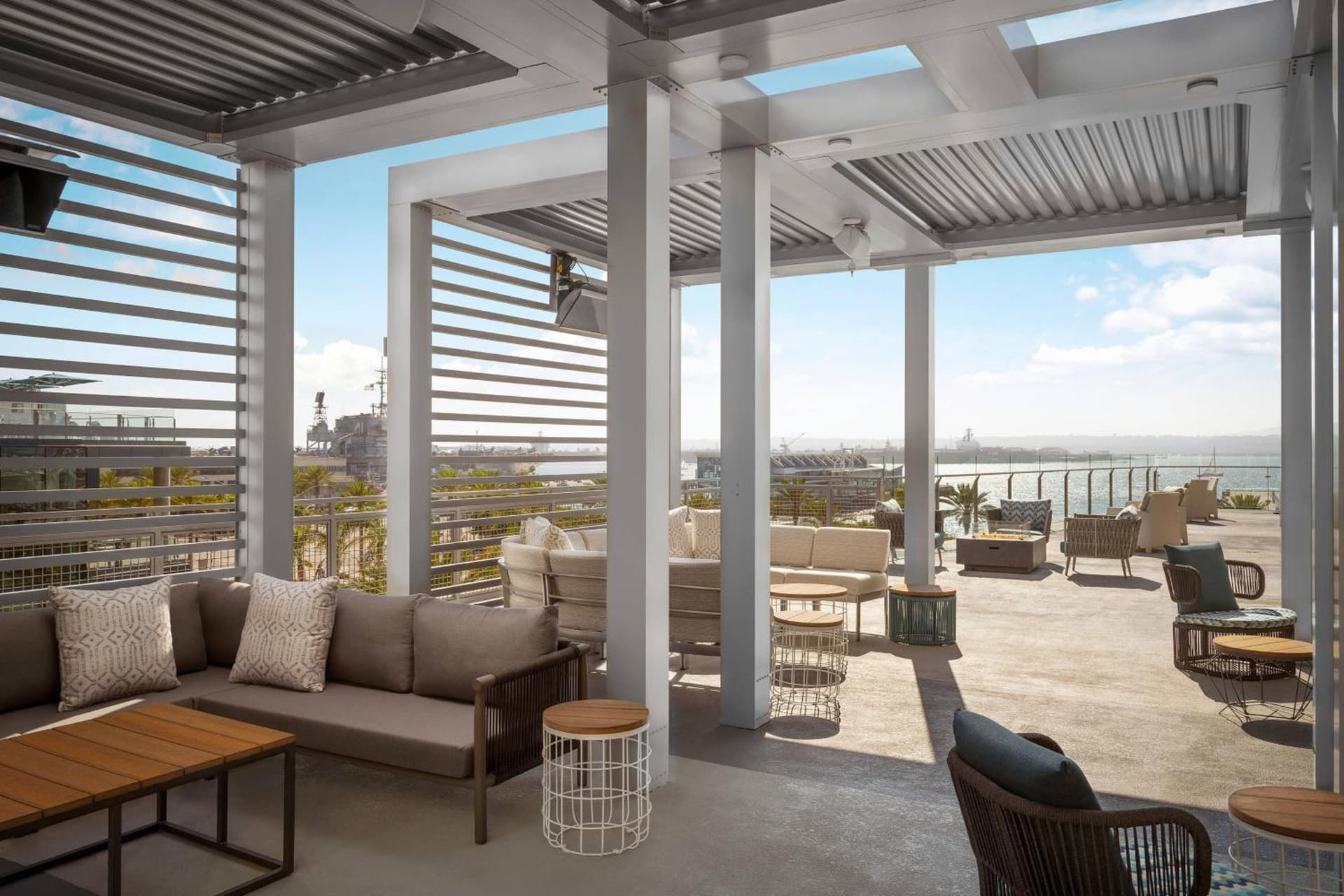 SpringHill Suites by Marriott San Diego Downtown/Bayfront gallery photo in San Diego, CA — image 4