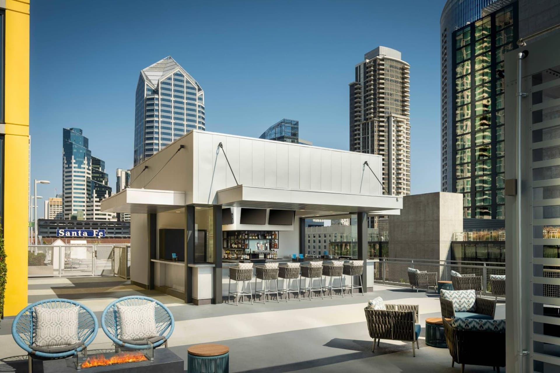 SpringHill Suites by Marriott San Diego Downtown/Bayfront gallery photo in San Diego, CA — image 17
