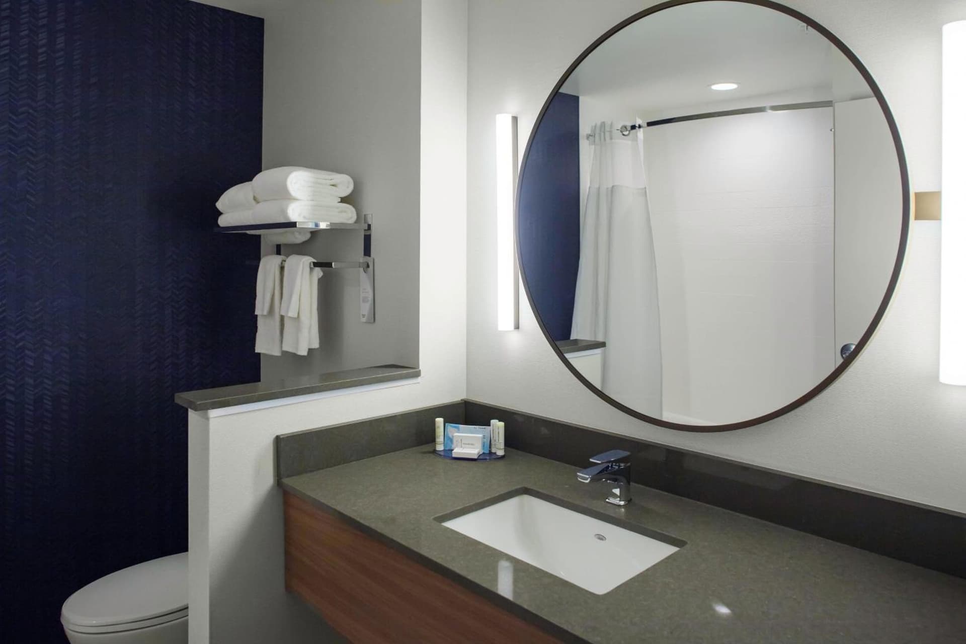 Fairfield Inn & Suites by Marriott Roanoke Salem gallery photo in Salem, VA — image 12