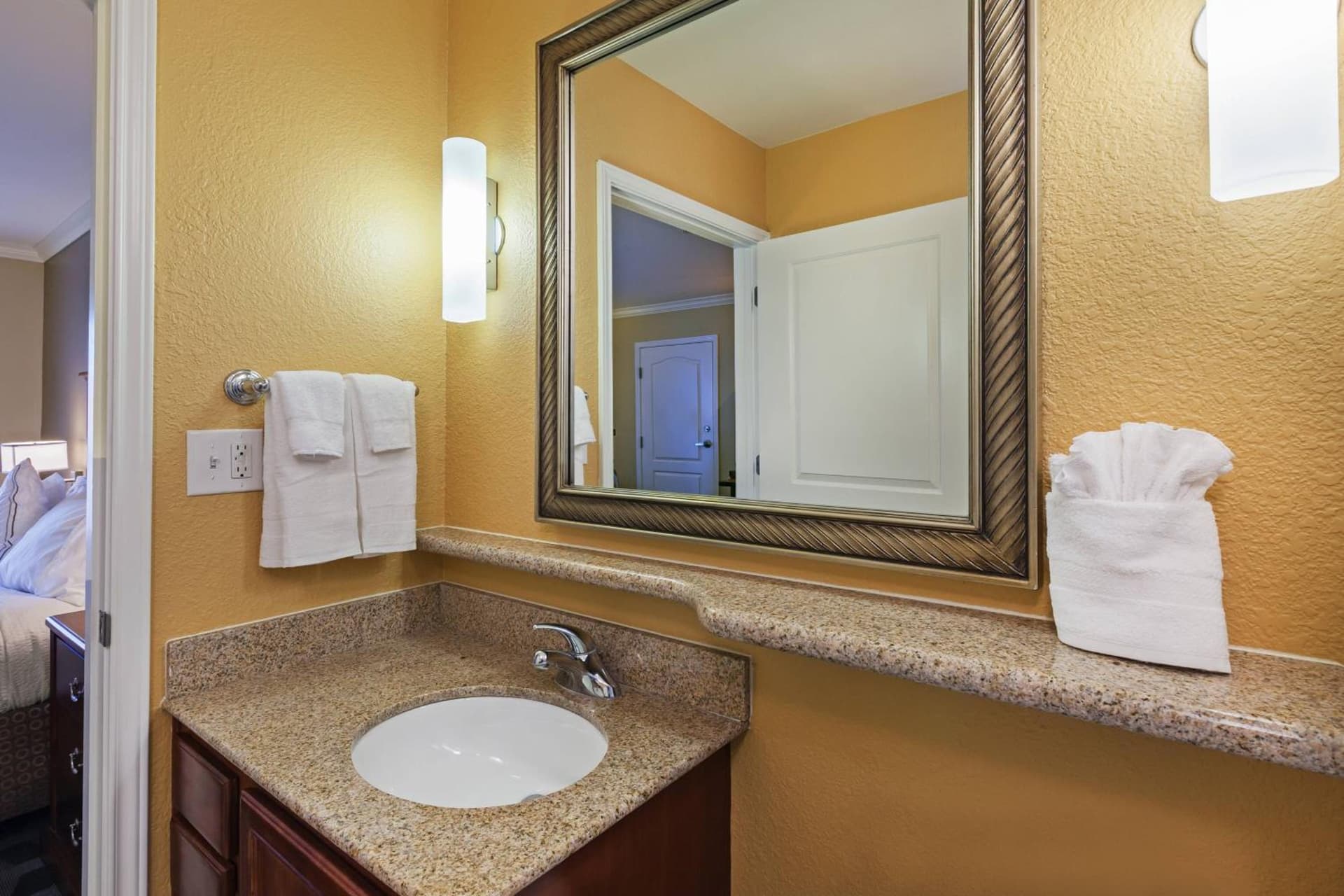 TownePlace Suites by Marriott Odessa interior in Odessa, TX — gallery photo 2
