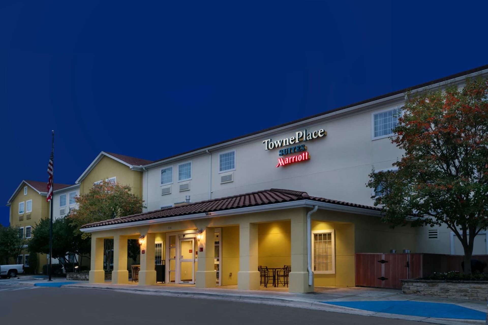 TownePlace Suites by Marriott San Antonio Northwest property views in San Antonio, TX — gallery photo 3