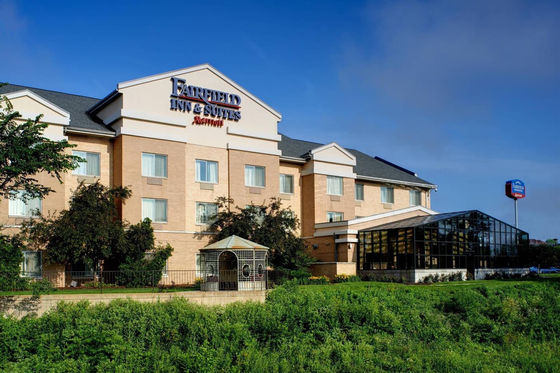 Fairfield Inn & Suites Indianapolis East property views in Indianapolis, IN — gallery photo 3