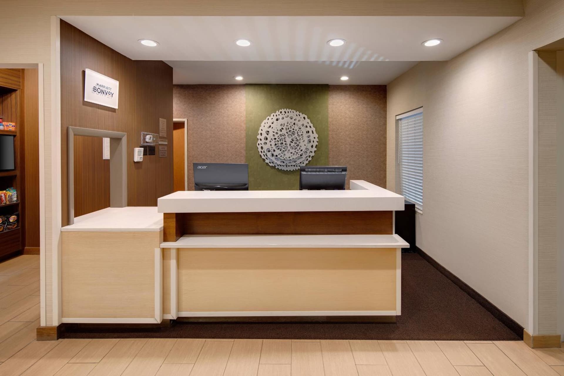 Fairfield Inn & Suites Indianapolis Airport property views in Indianapolis, IN — gallery photo 3