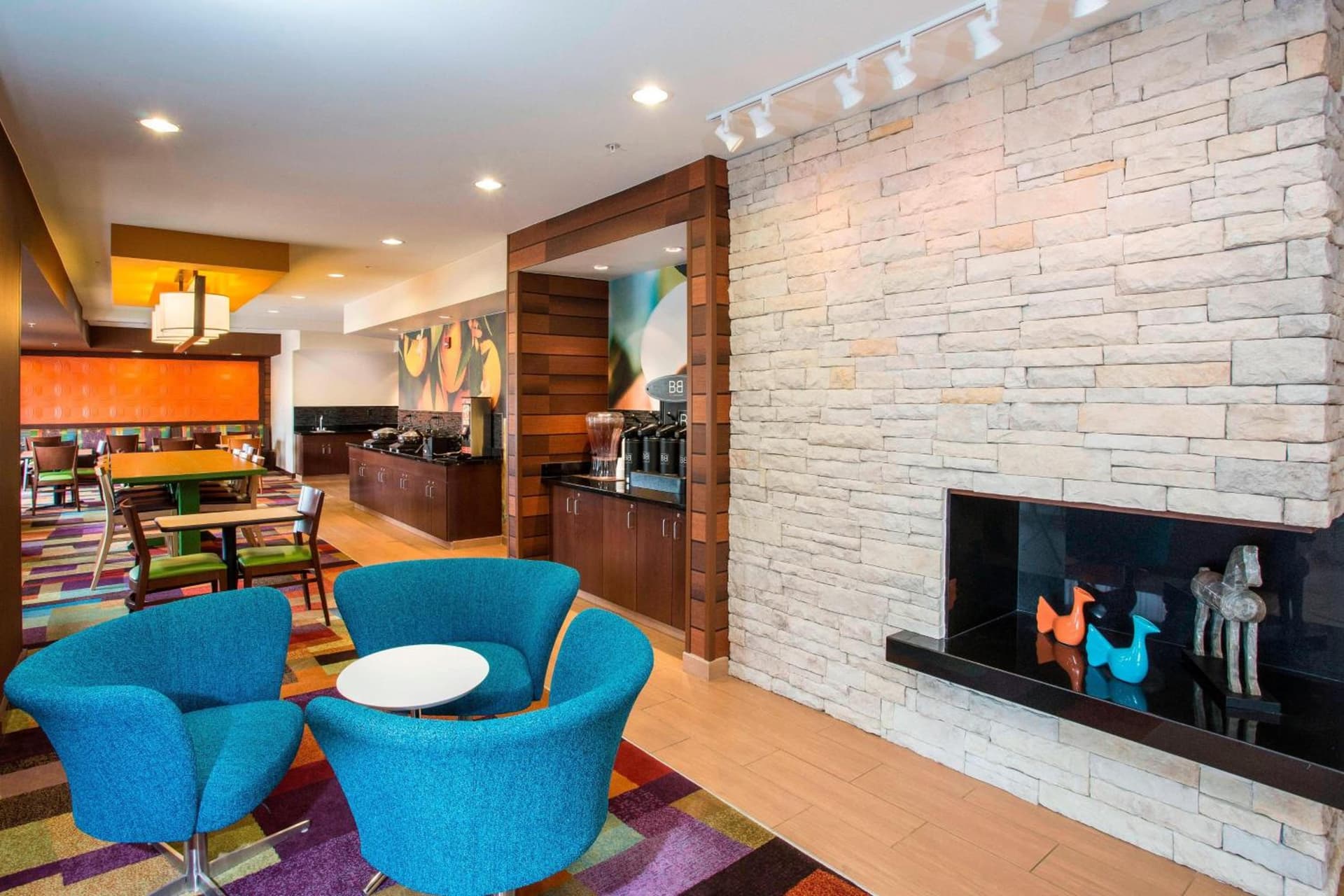 Fairfield Inn & Suites Greeley property views in Greeley, CO — gallery photo 3