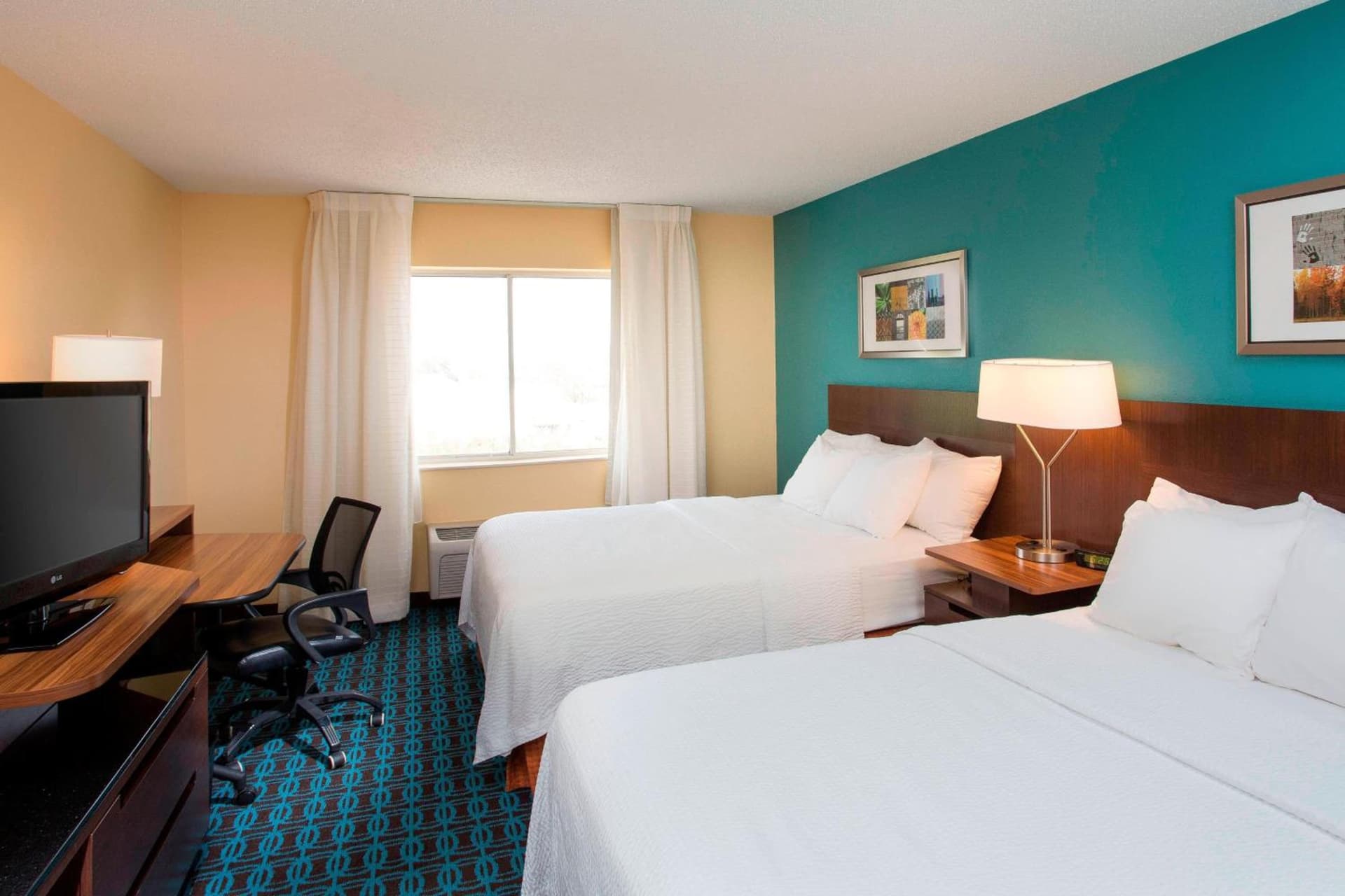 Fairfield Inn & Suites Greeley property views in Greeley, CO — gallery photo 3