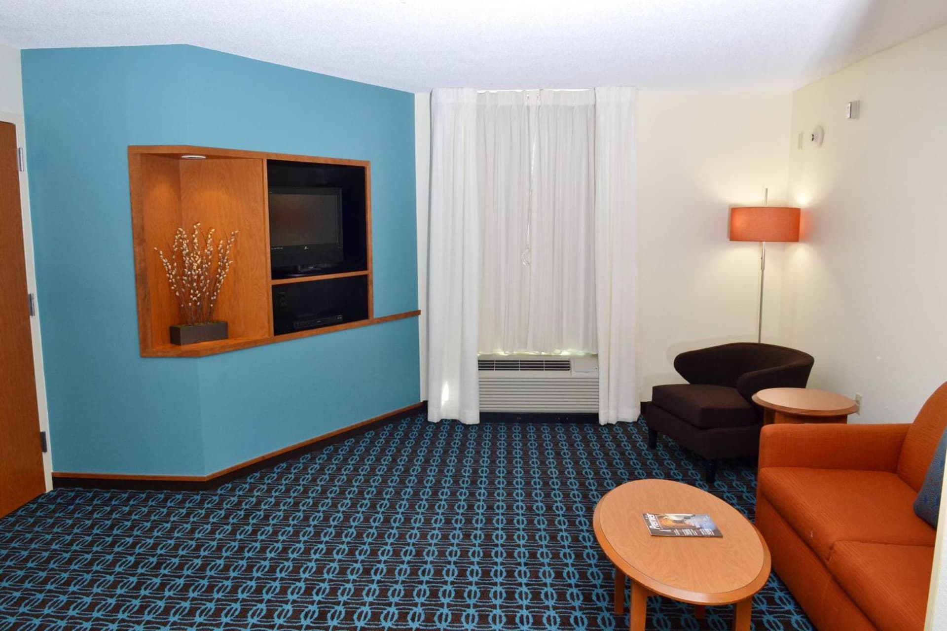 Fairfield Inn & Suites Effingham property views in Effingham, IL — gallery photo 3