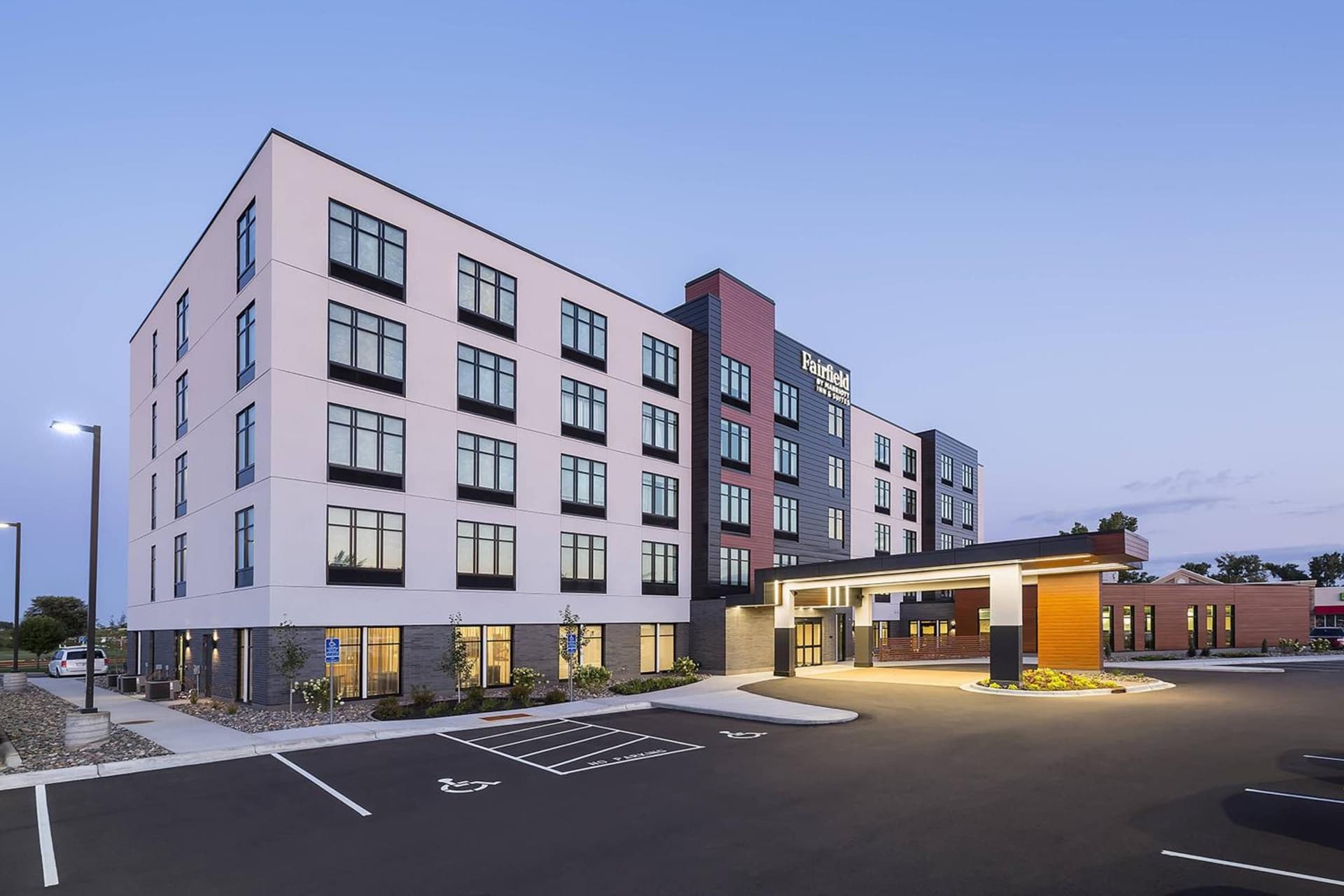 Fairfield Inn & Suites by Marriott Minneapolis North/Blaine featured exterior or lobby in Blaine, MN — similar hotel