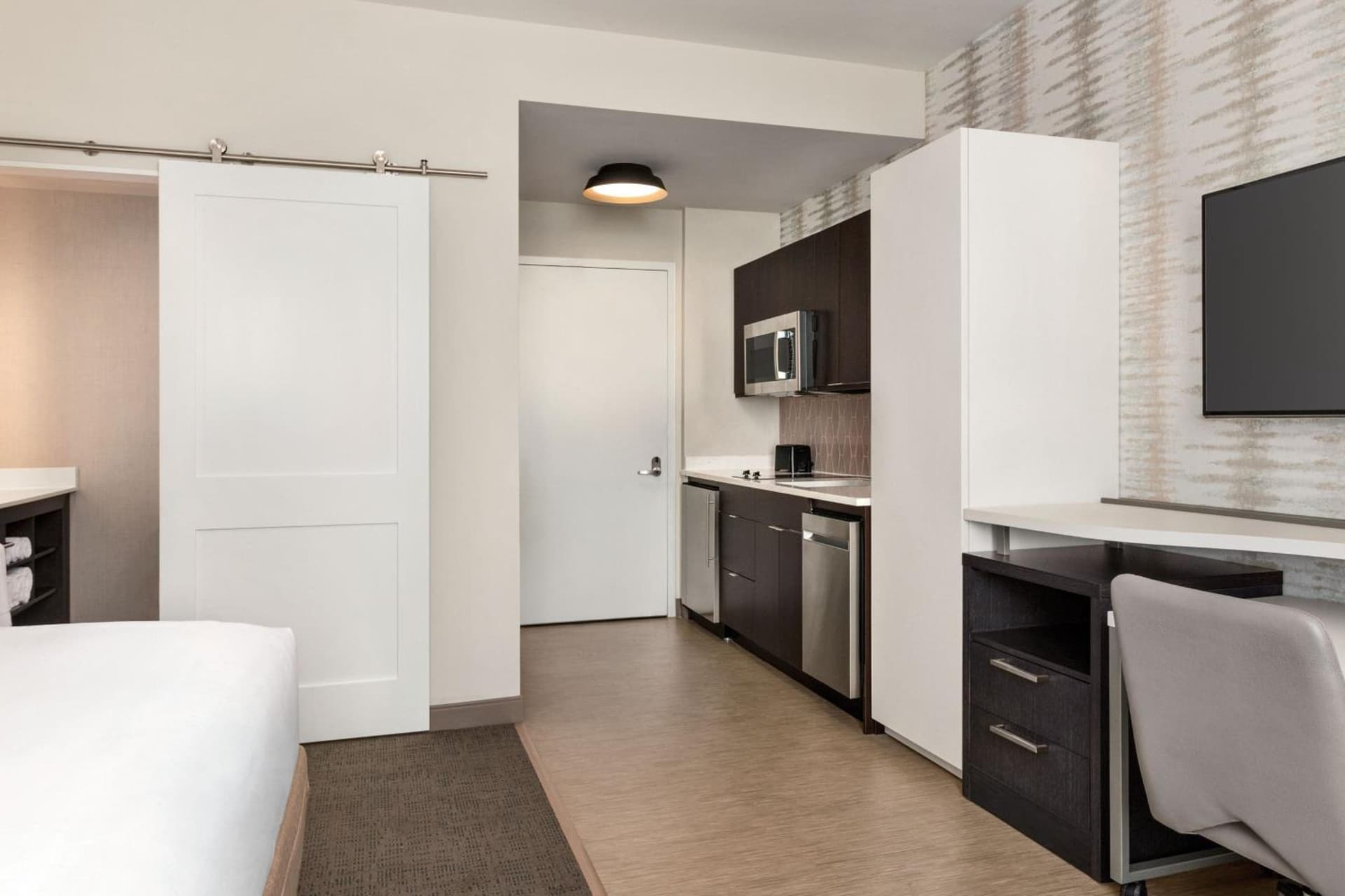 Residence Inn by Marriott New York JFK Airport gallery photo in Queens, NY — image 4