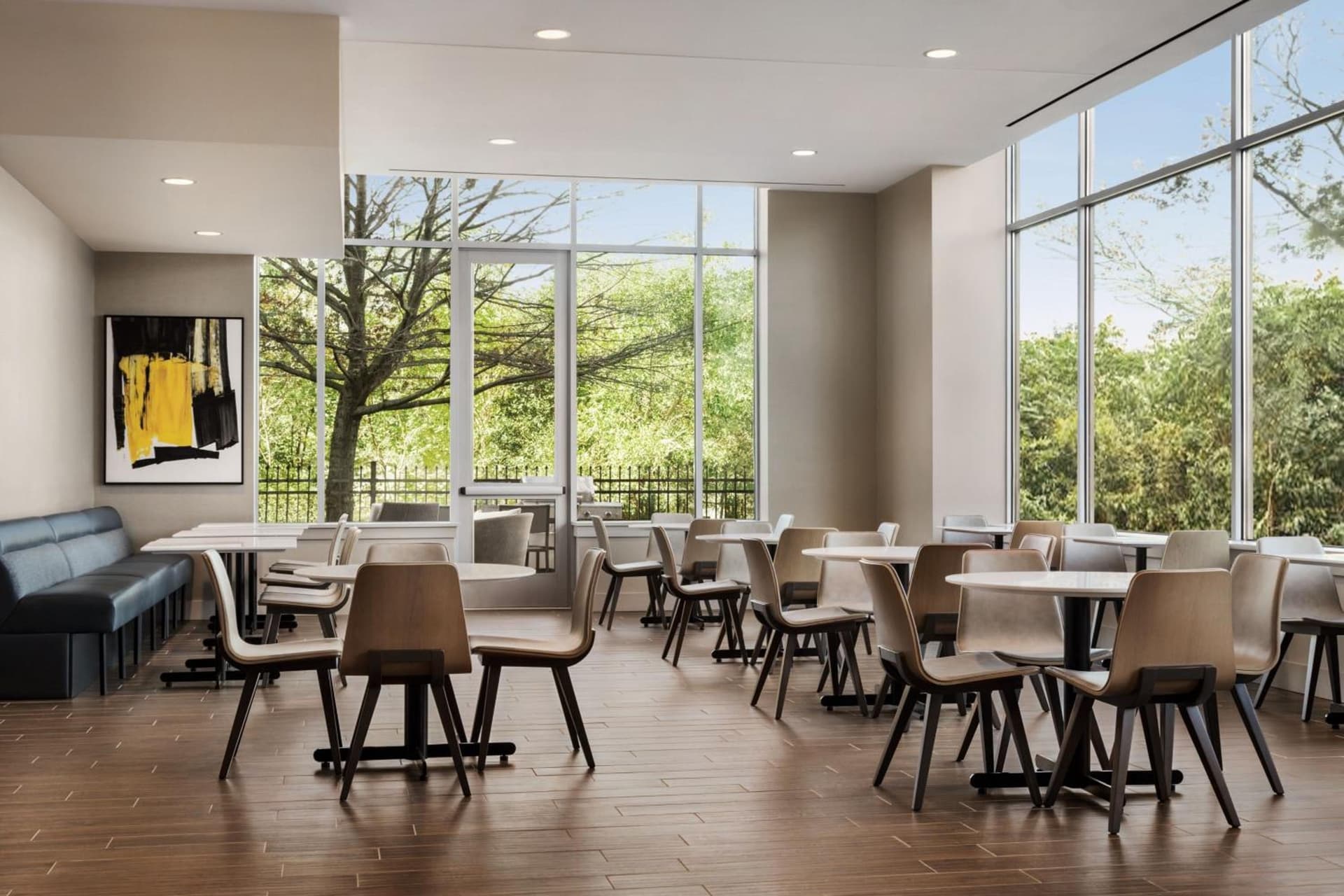 Residence Inn by Marriott New York JFK Airport gallery photo in Queens, NY — image 9