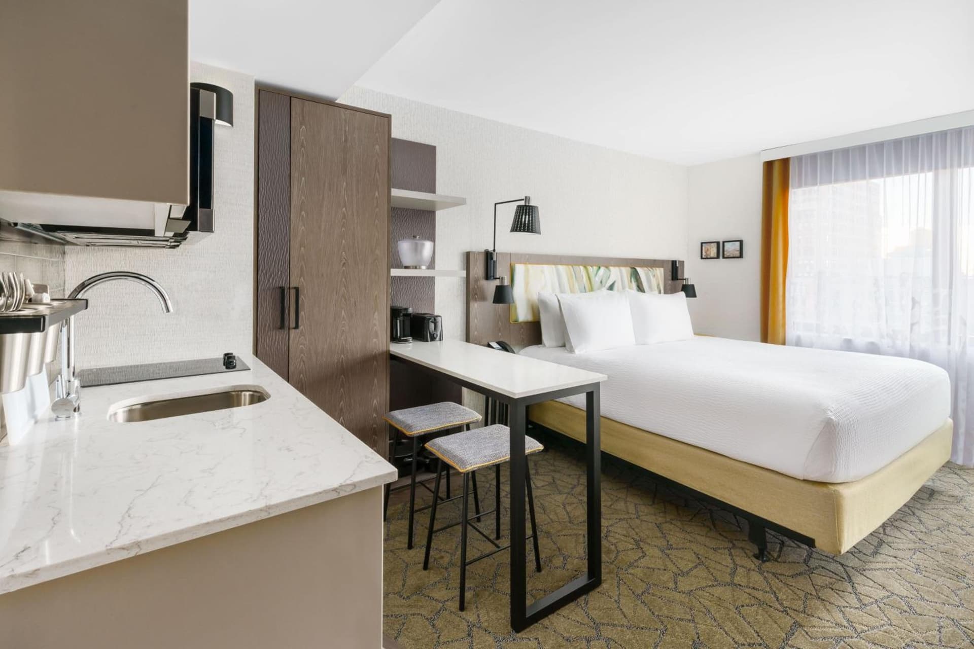 TownePlace Suites by Marriott New York Manhattan/Chelsea property views in New York, NY — gallery photo 3