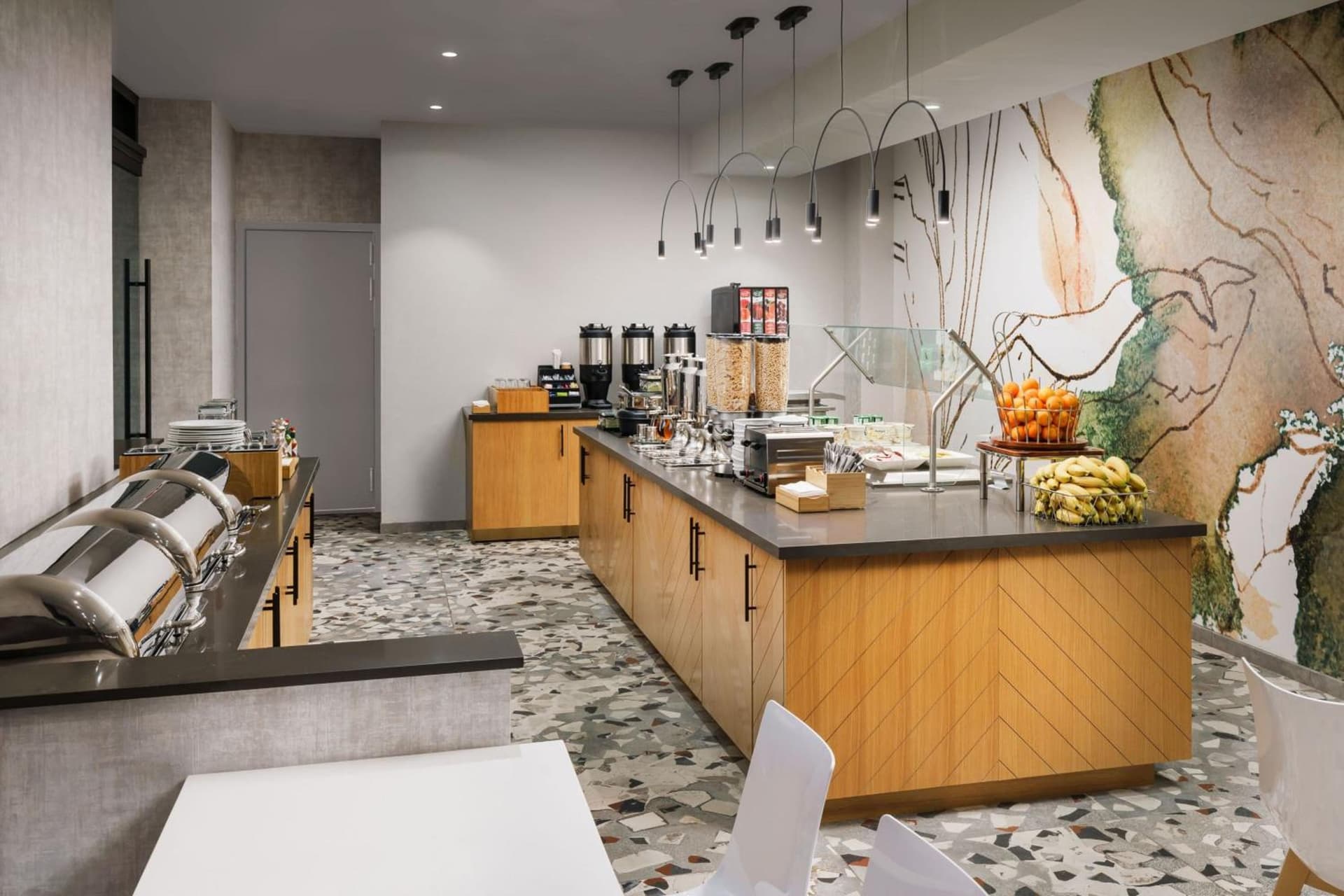 TownePlace Suites by Marriott New York Manhattan/Chelsea gallery photo in New York, NY — image 11