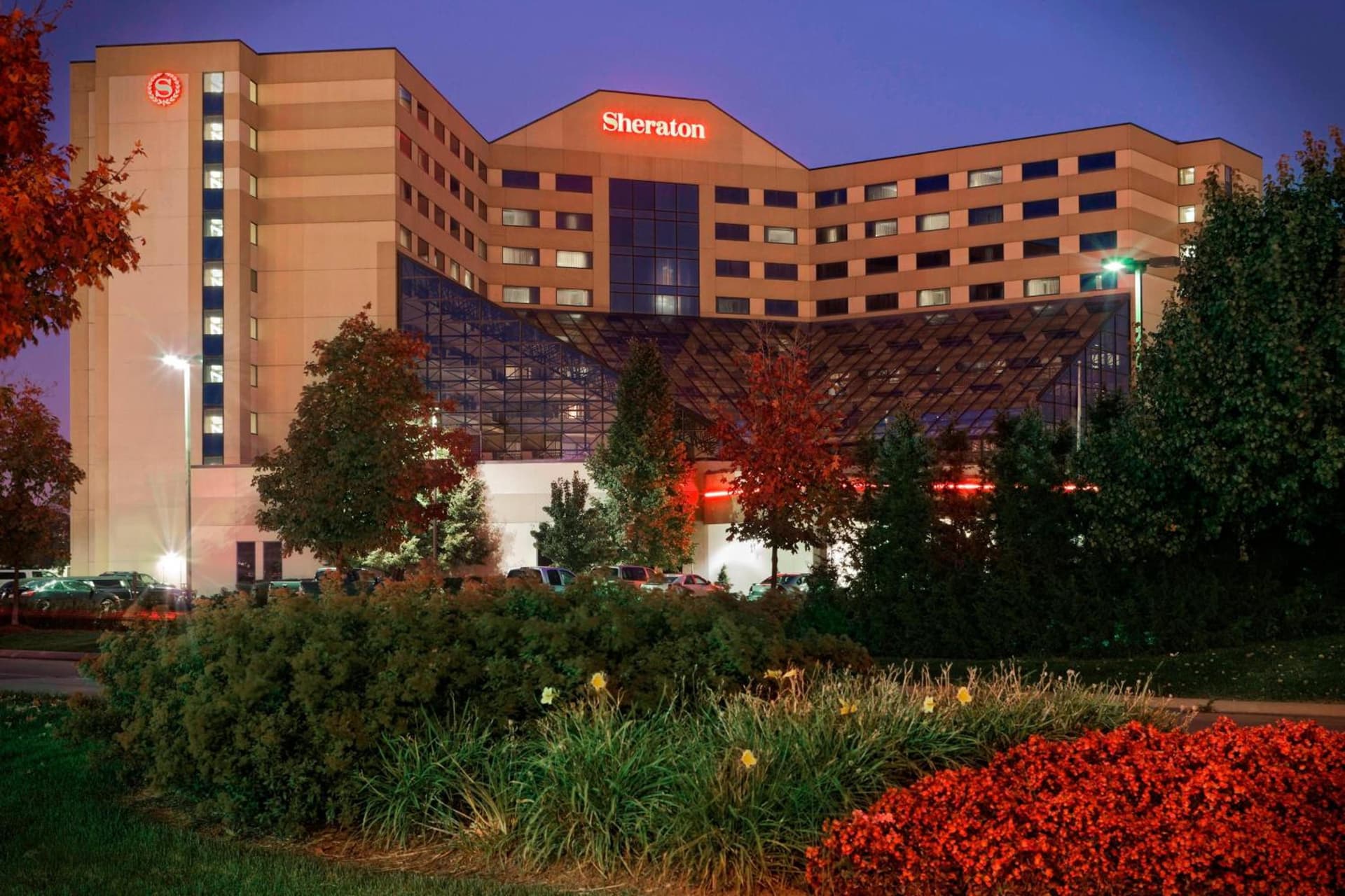Sheraton Detroit Metro Airport featured exterior or lobby in Romulus, MI — similar hotel