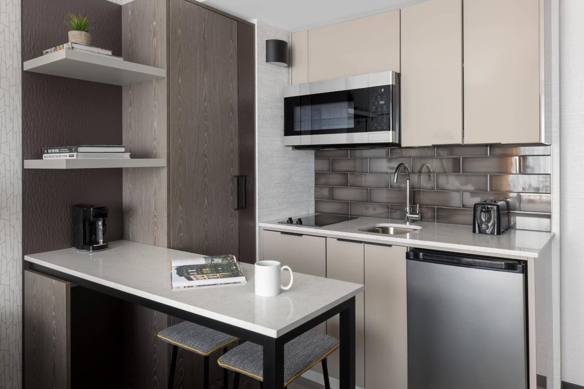 TownePlace Suites by Marriott New York Manhattan/Chelsea gallery photo in New York, NY — image 22