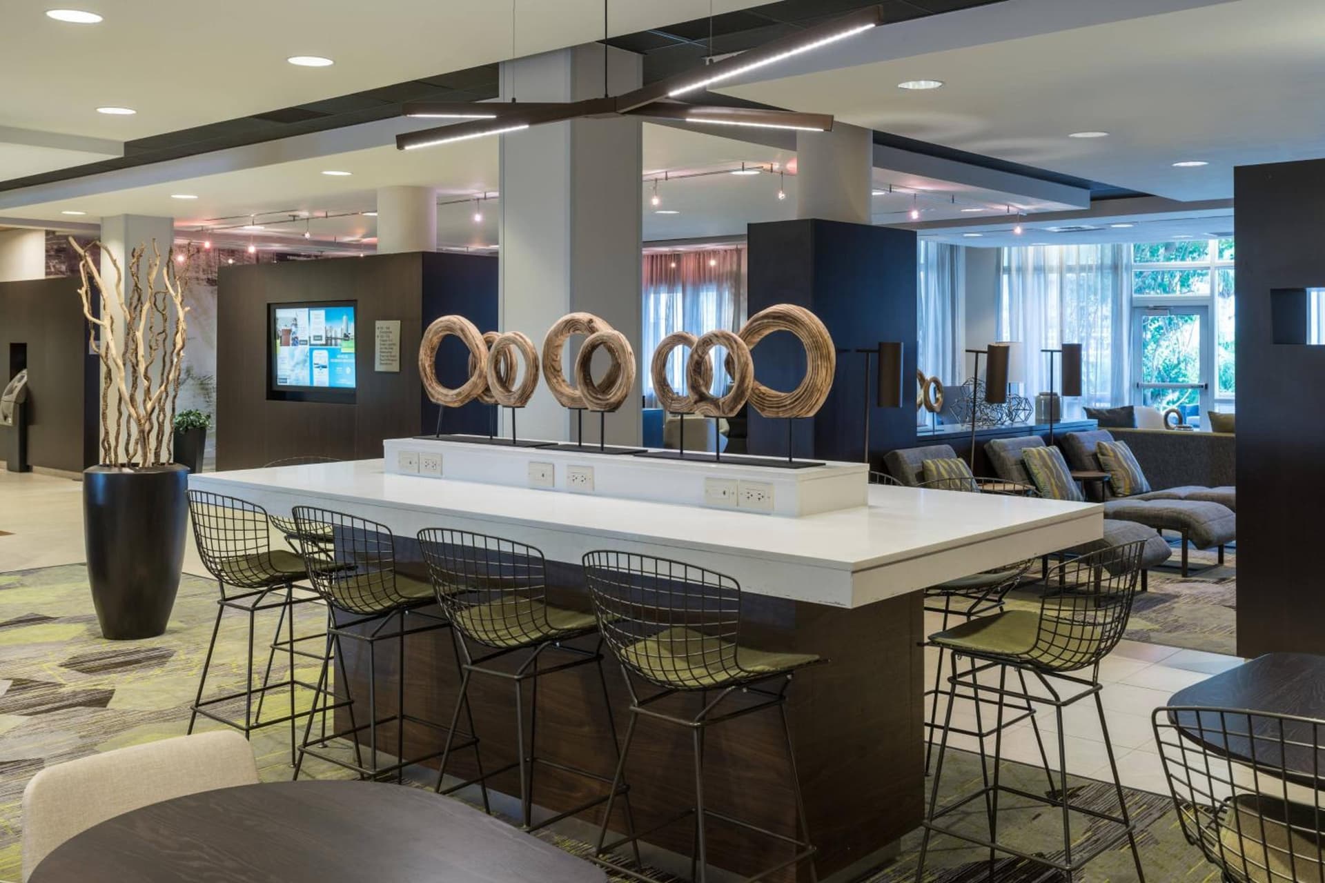 Courtyard by Marriott Miami West/FL Turnpike interior in Miami, FL — gallery photo 2