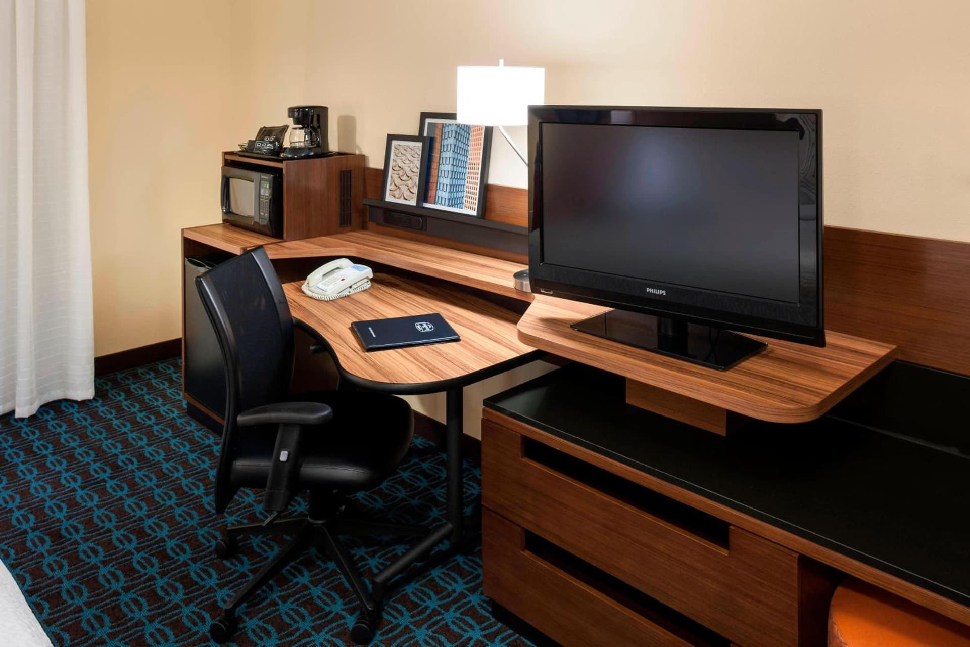 Fairfield Inn by Marriott Santa Clarita Valencia gallery photo in Santa Clarita, CA — image 10