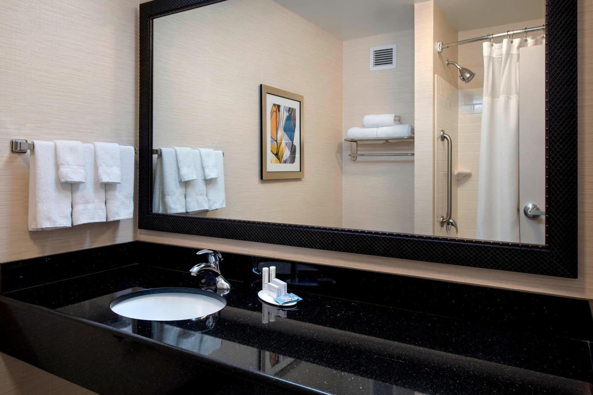 Fairfield by Marriott Inn & Suites Verona Turning Stone gallery photo in Verona — image 15