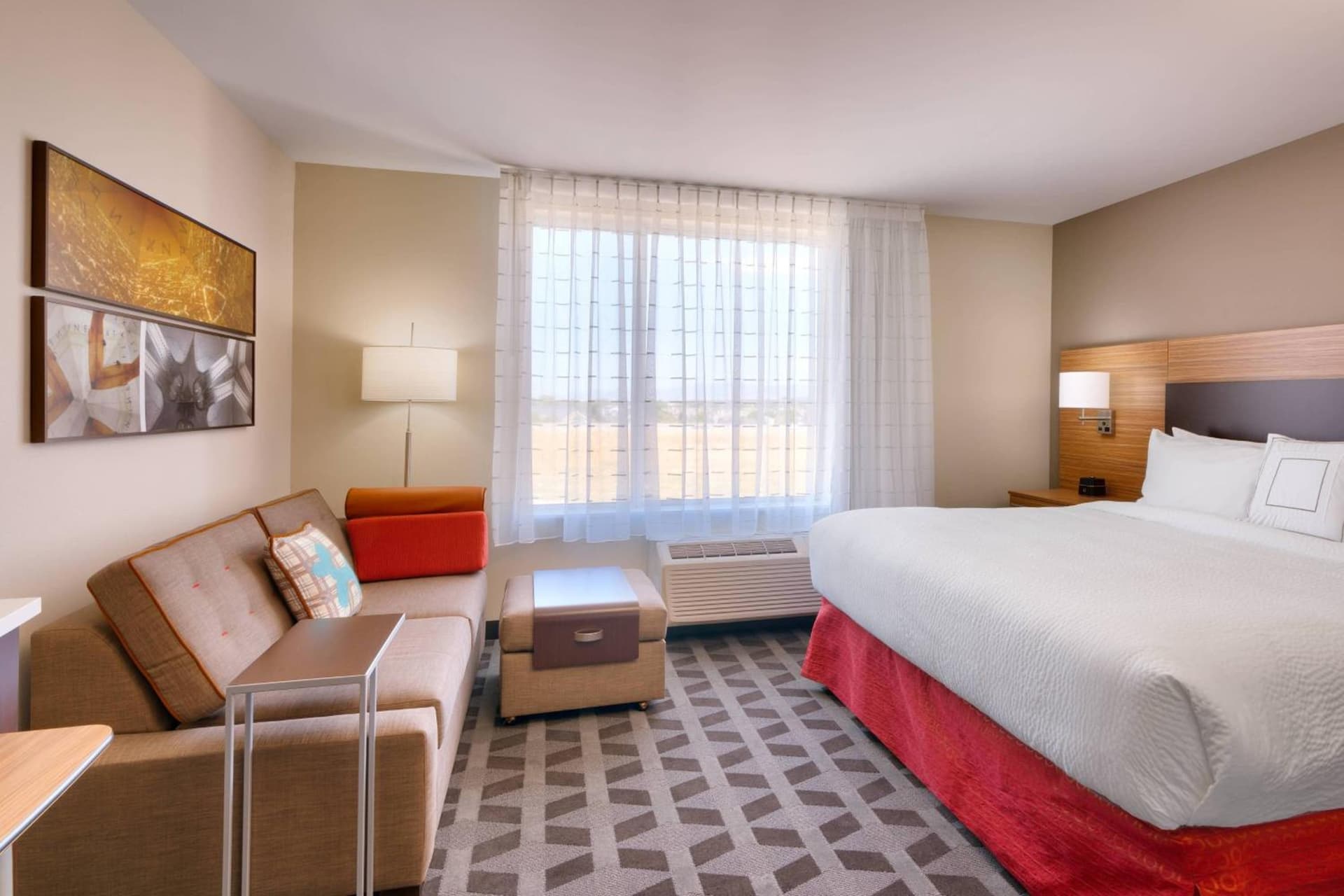 TownePlace Suites by Marriott Salt Lake City Draper interior in Draper, UT — gallery photo 2