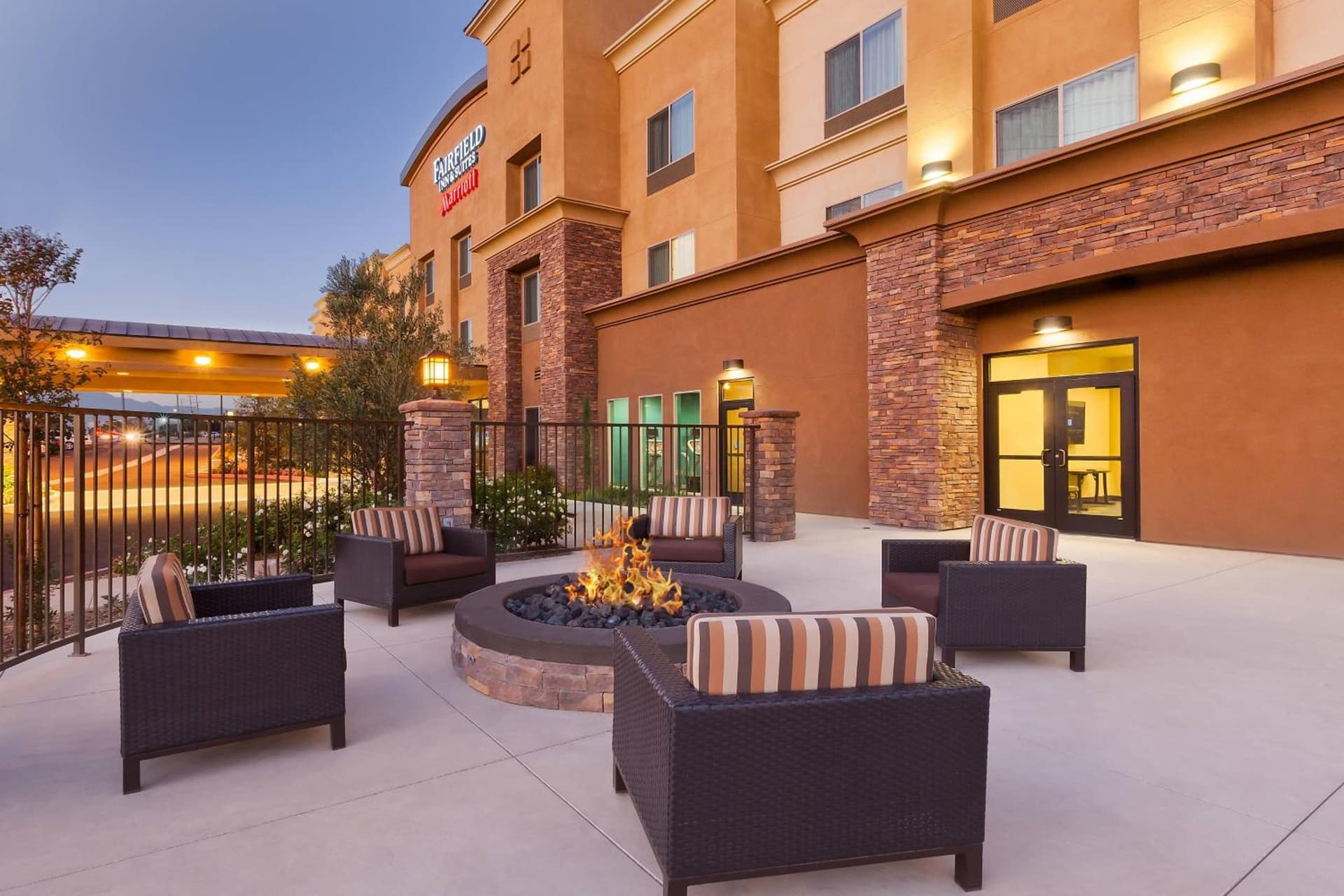 Fairfield Inn & Suites Riverside Corona/Norco gallery photo in Norco, CA — image 24