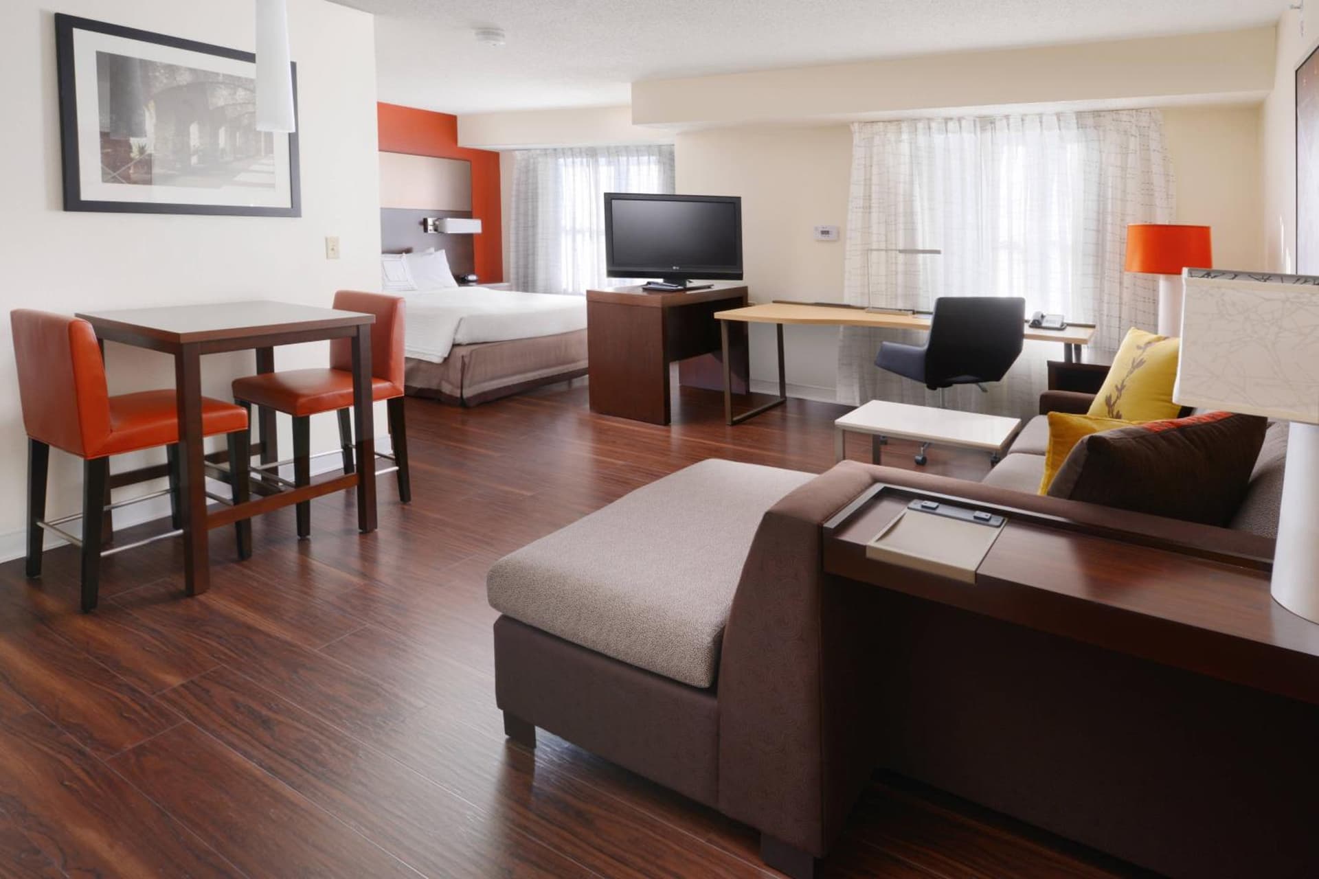 Residence Inn by Marriott San Antonio Airport/Alamo Heights property views in San Antonio, TX — gallery photo 3