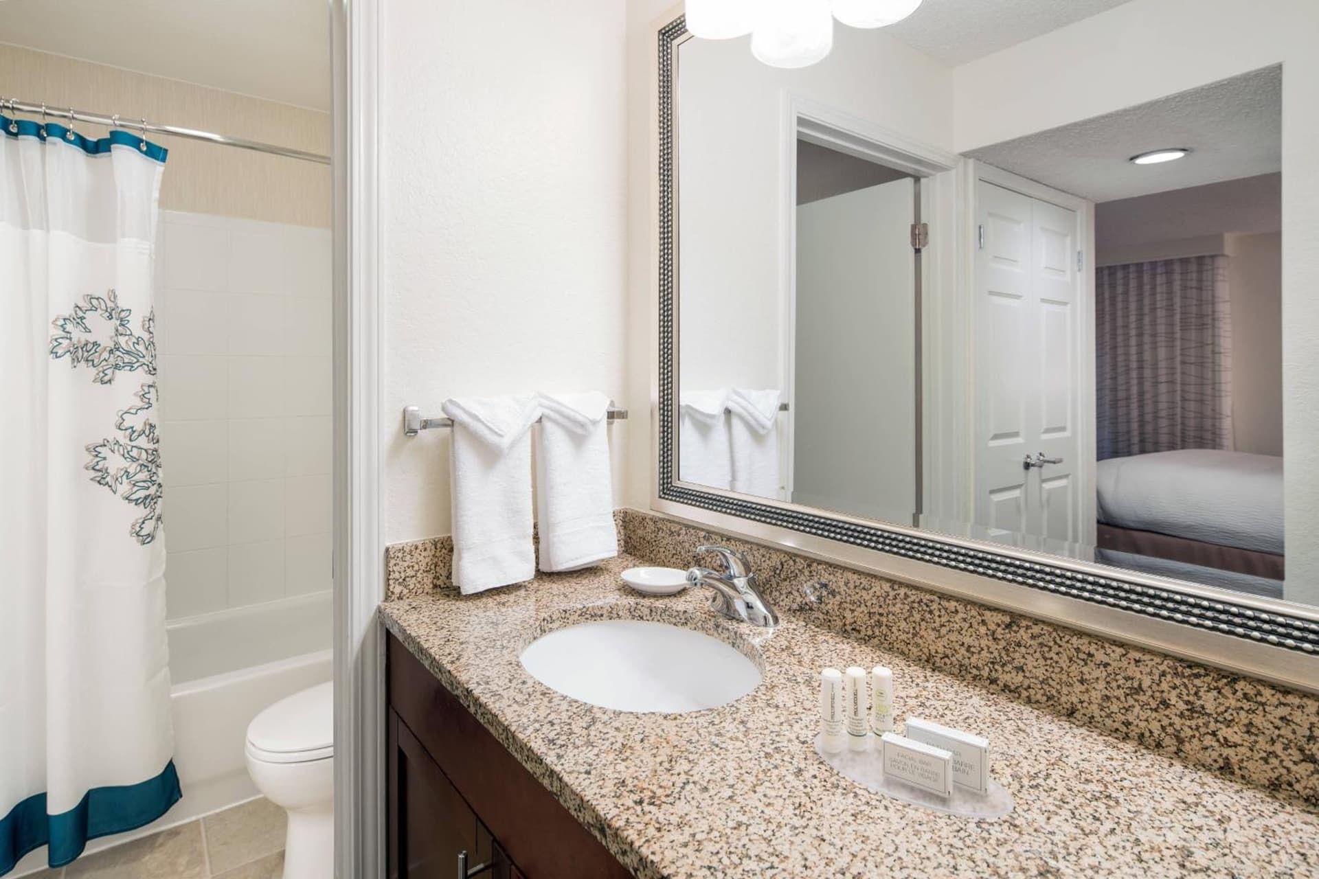 Residence Inn Costa Mesa Newport Beach gallery photo in Costa Mesa, CA — image 16