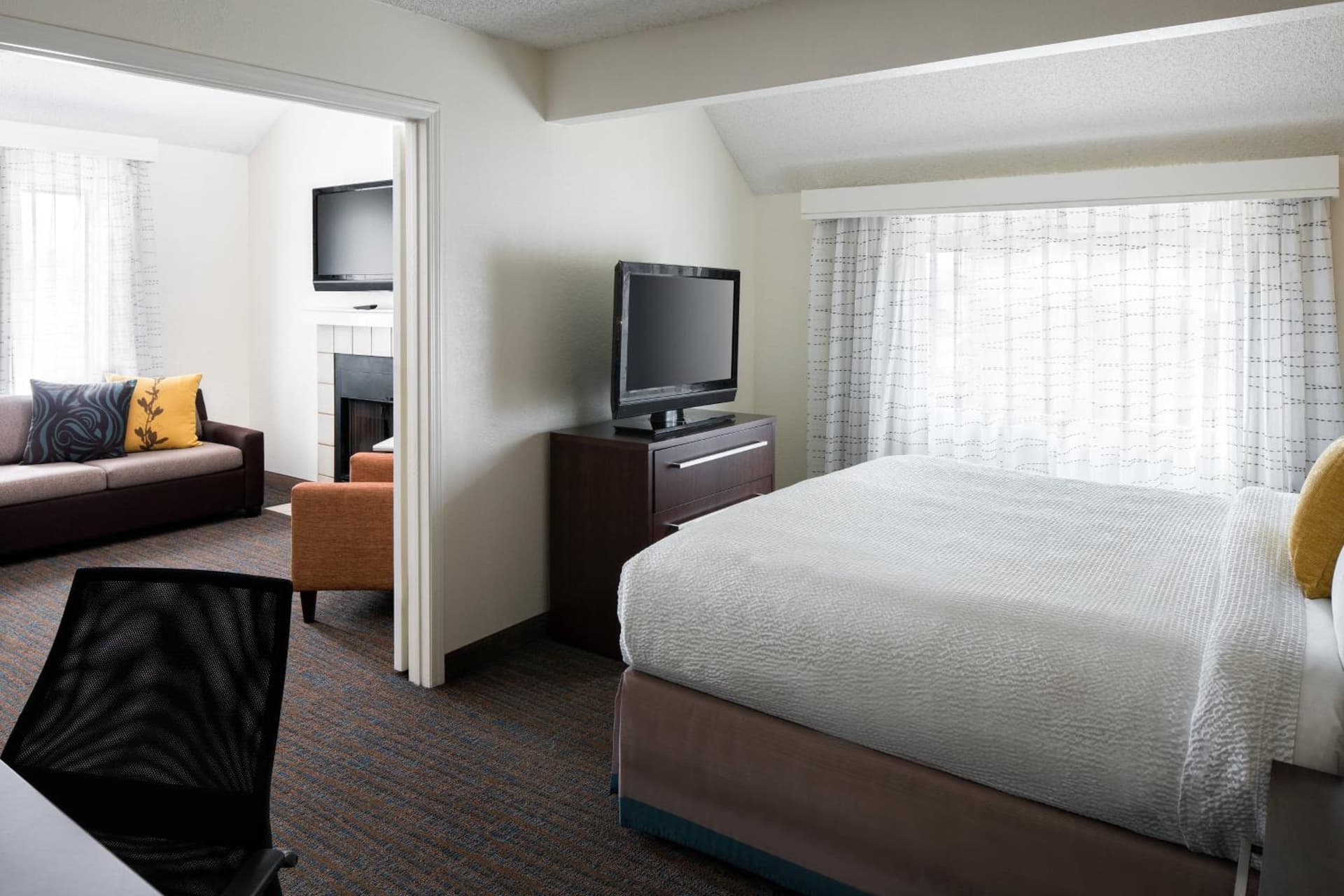 Residence Inn Costa Mesa Newport Beach gallery photo in Costa Mesa, CA — image 8