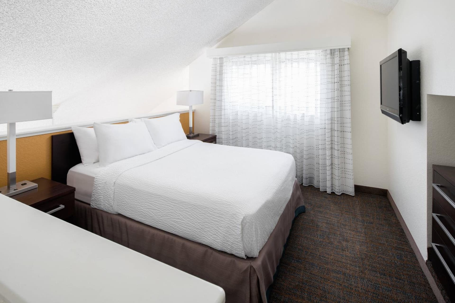 Residence Inn Costa Mesa Newport Beach gallery photo in Costa Mesa, CA — image 5