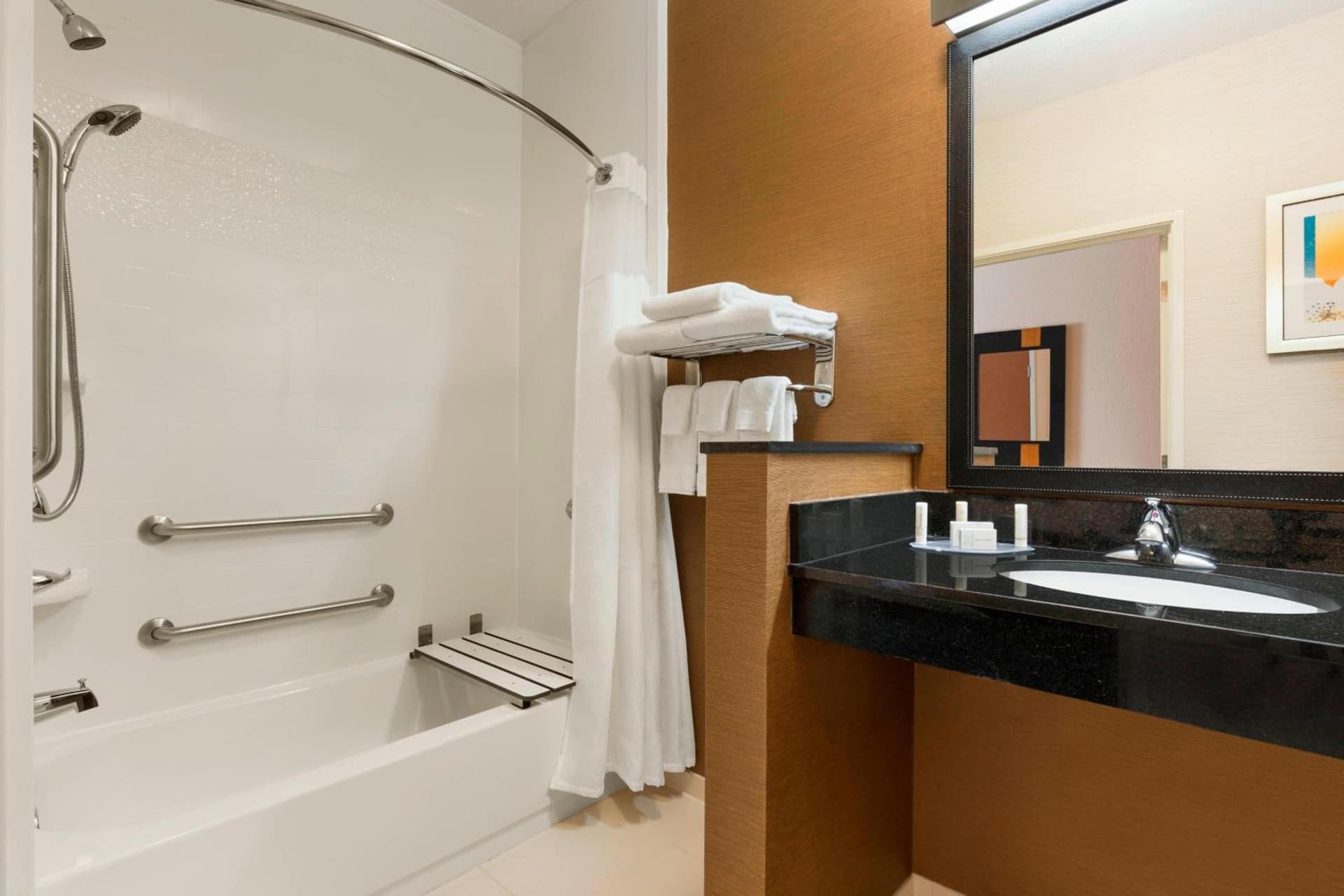 Fairfield Inn & Suites Saginaw gallery photo in Saginaw, MI — image 16