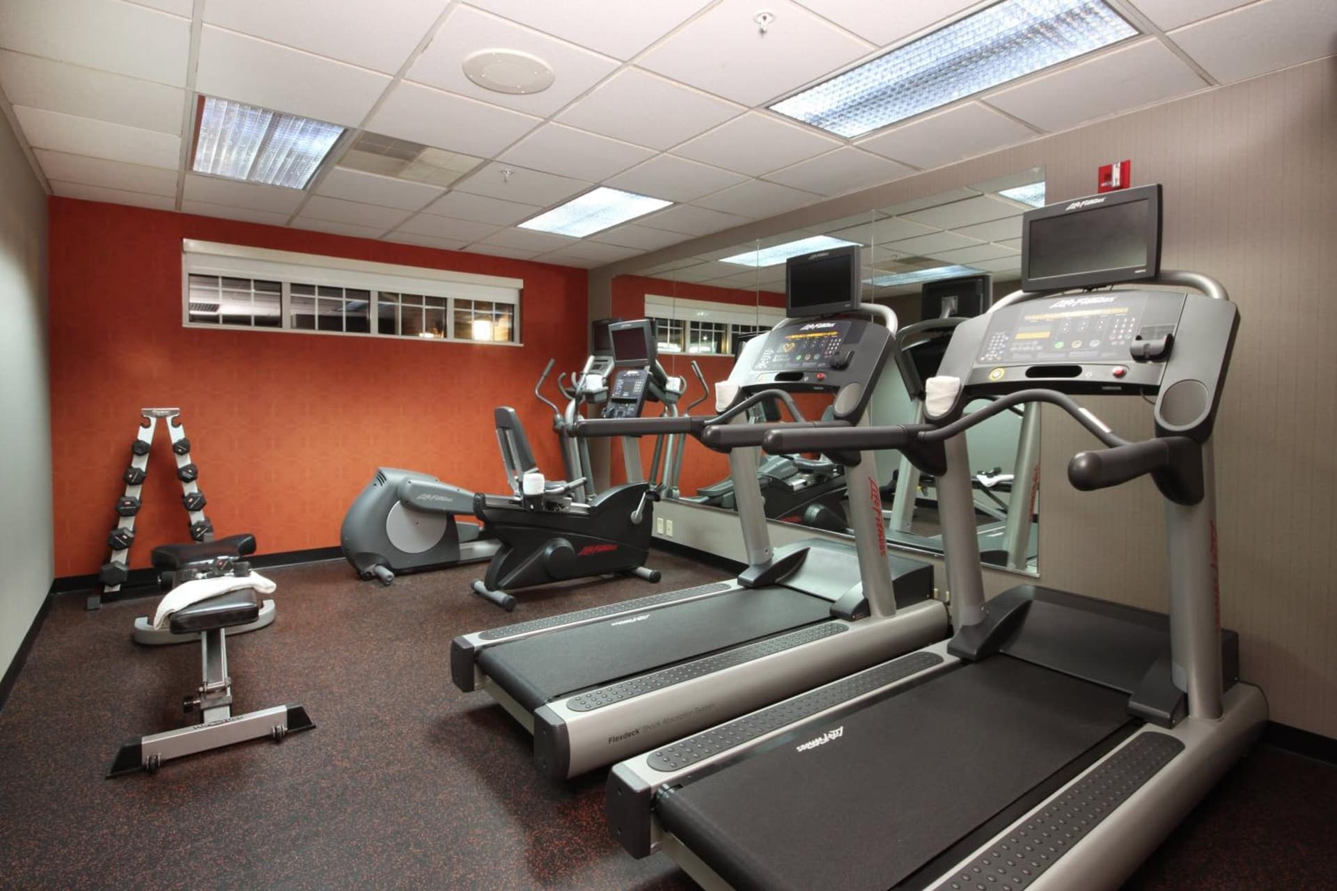 Residence Inn by Marriott Davenport gallery photo in Davenport, IA — image 11