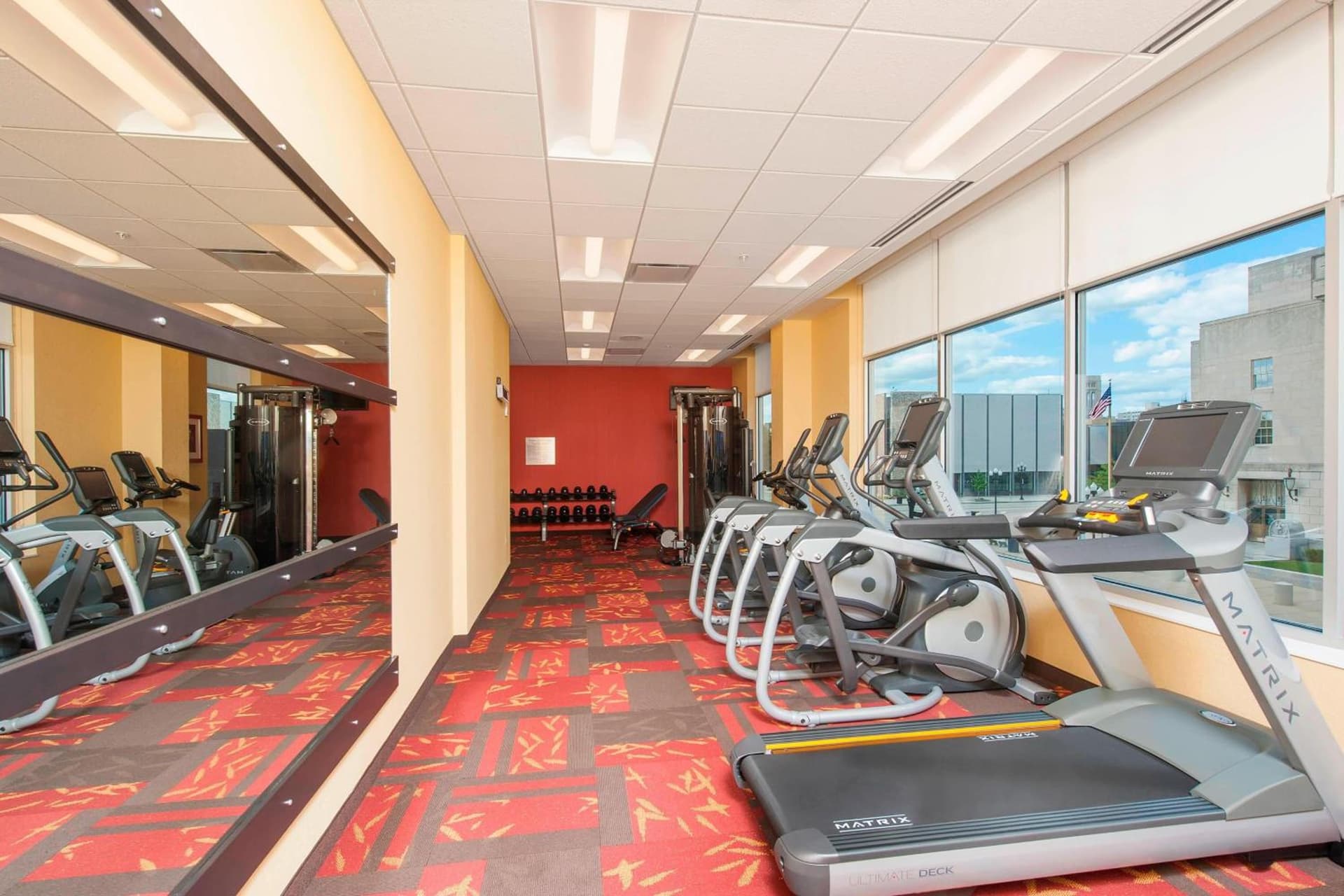 Courtyard Peoria Downtown interior in Peoria, IL — gallery photo 2