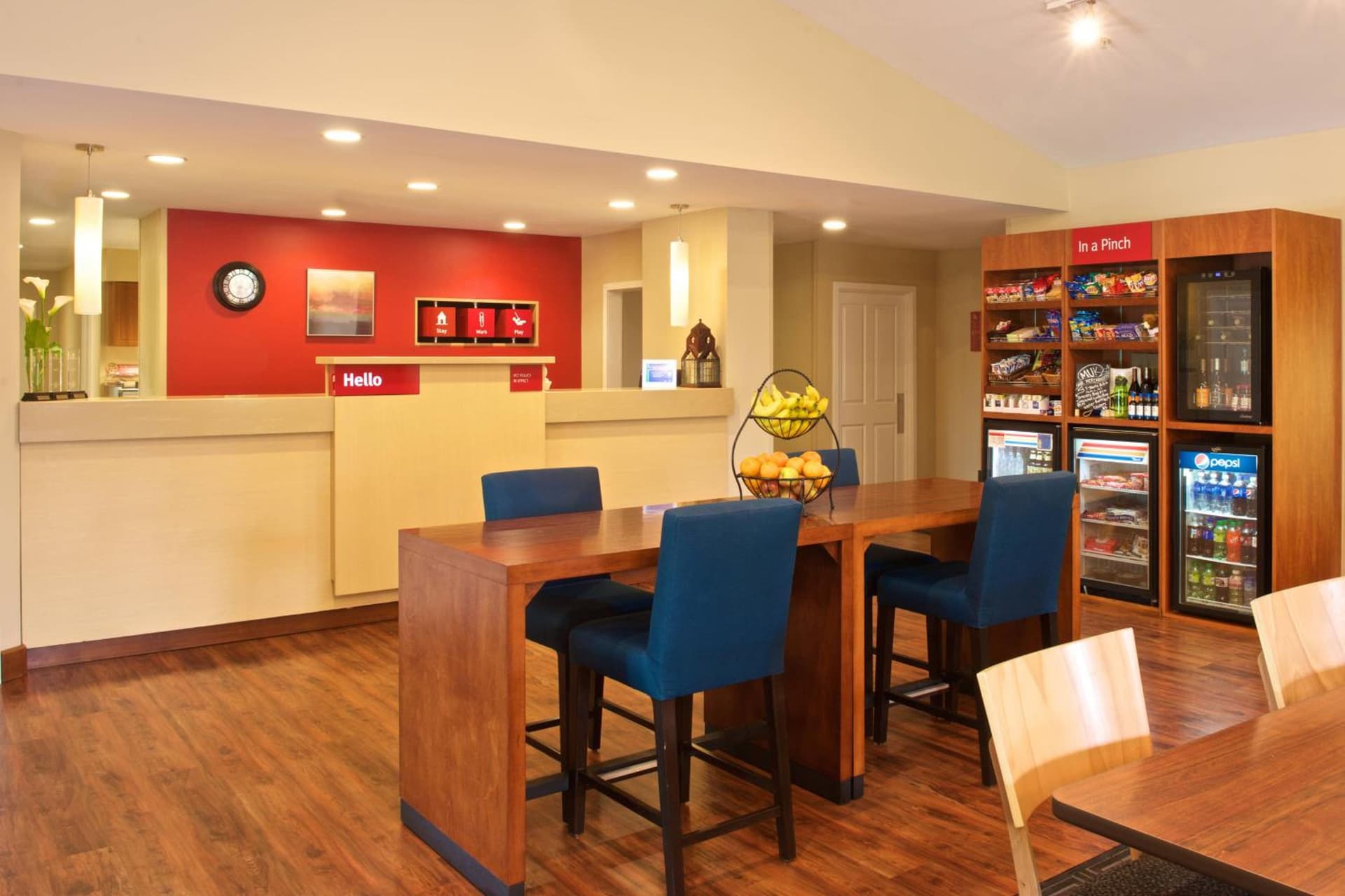 TownePlace Suites by Marriott Seattle Everett/Mukilteo interior in Mukilteo, WA — gallery photo 2