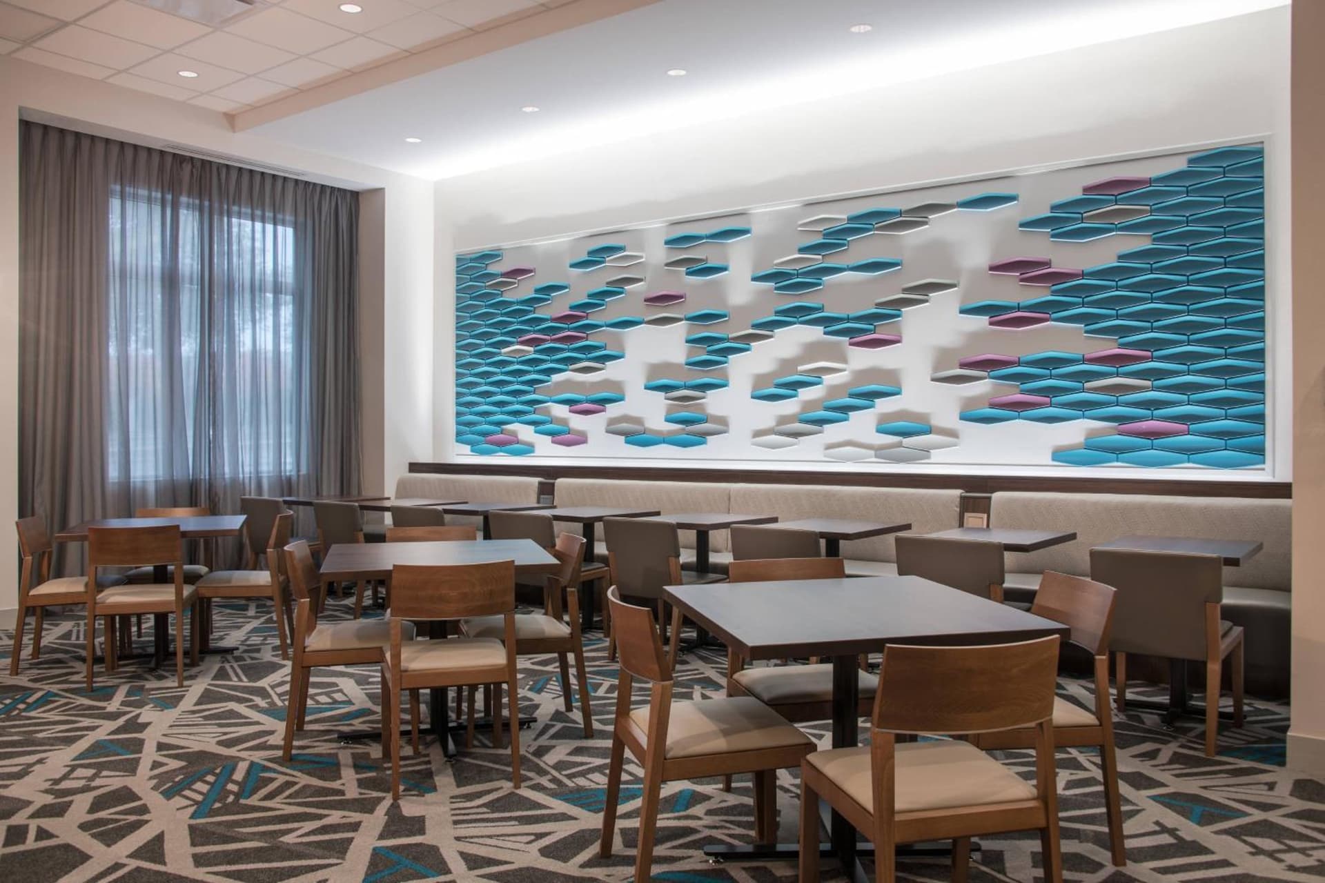 Fairfield by Marriott Inn & Suites Dayton Downtown gallery photo in Dayton, OH — image 14