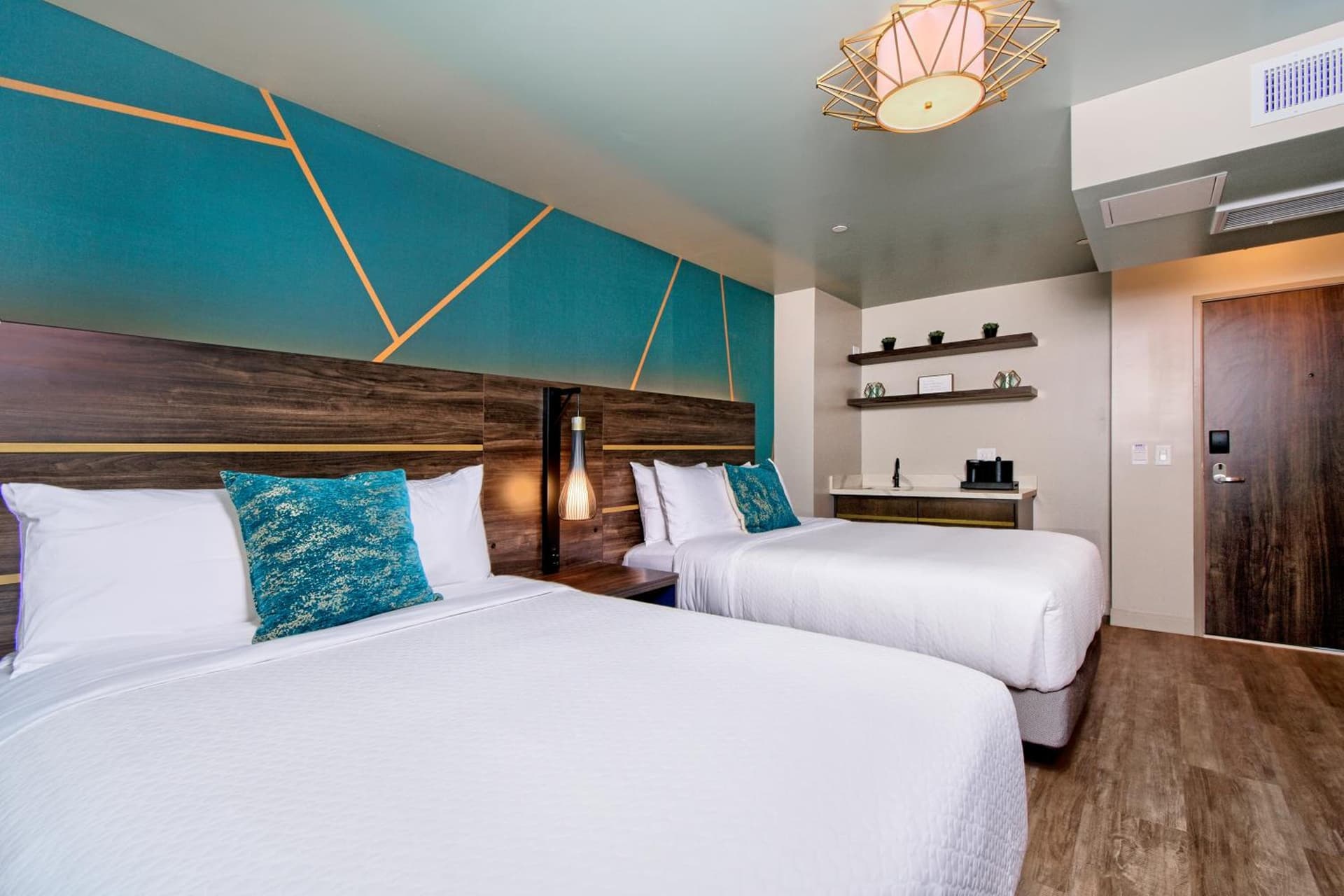 Marea Sol Hotel interior in Santa Cruz, CA — gallery photo 2
