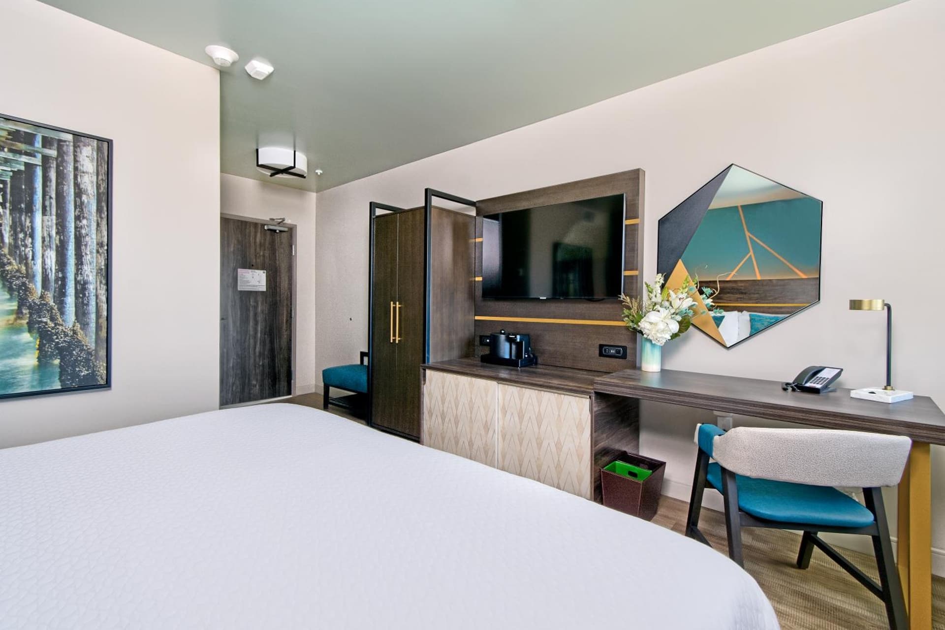Marea Sol Hotel gallery photo in Santa Cruz, CA — image 12