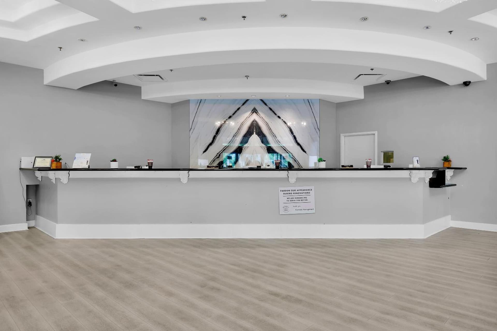 Ramada by Wyndham Jacksonville I-95 by Butler Blvd gallery photo in Jacksonville, FL — image 113