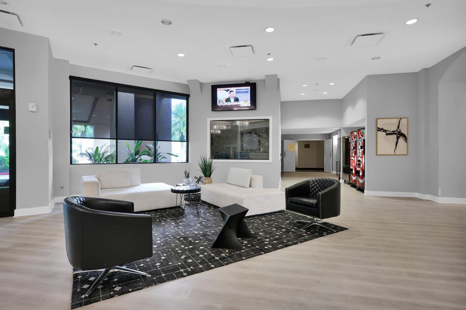 Ramada by Wyndham Jacksonville I-95 by Butler Blvd gallery photo in Jacksonville, FL — image 118