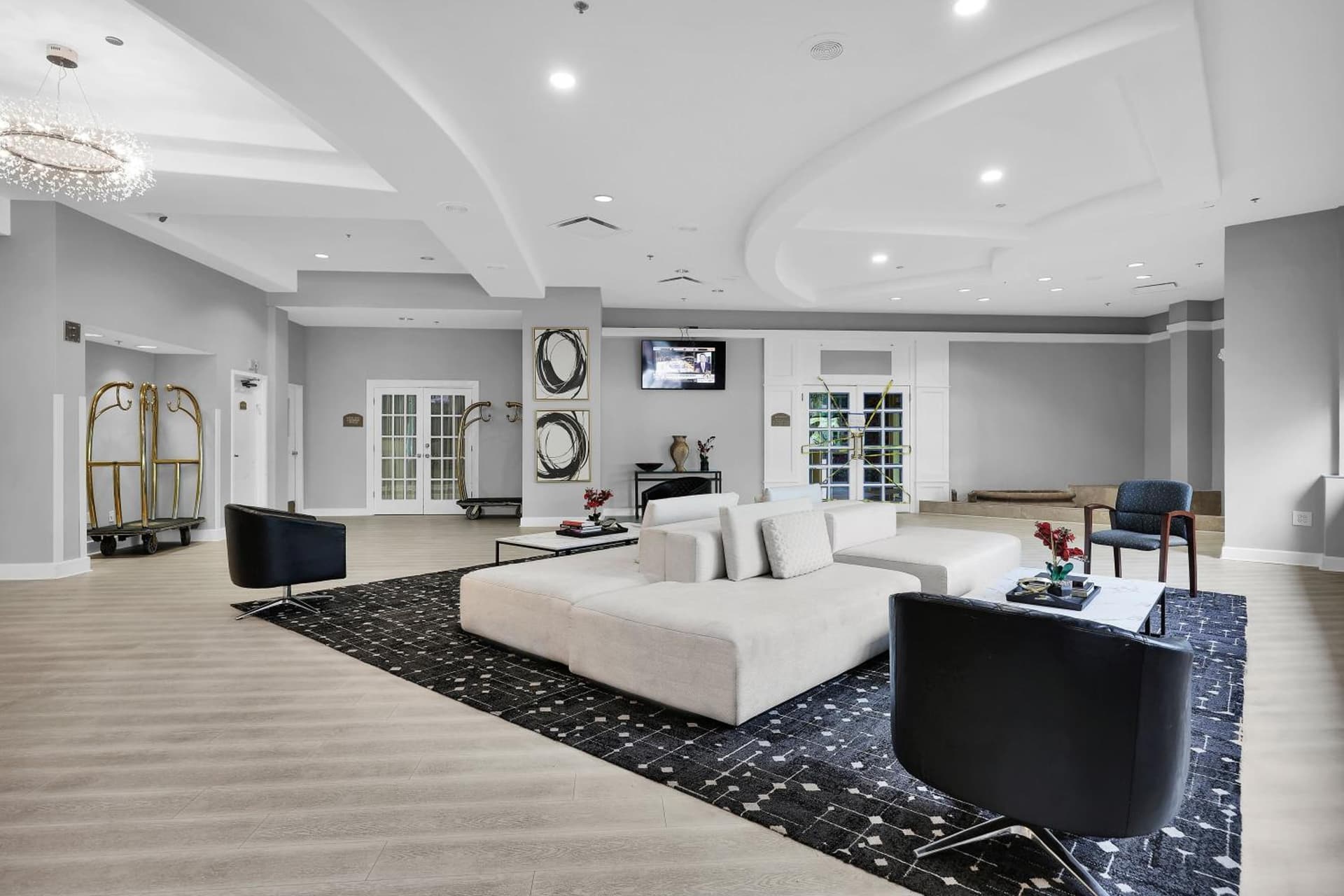 Ramada by Wyndham Jacksonville I-95 by Butler Blvd gallery photo in Jacksonville, FL — image 33