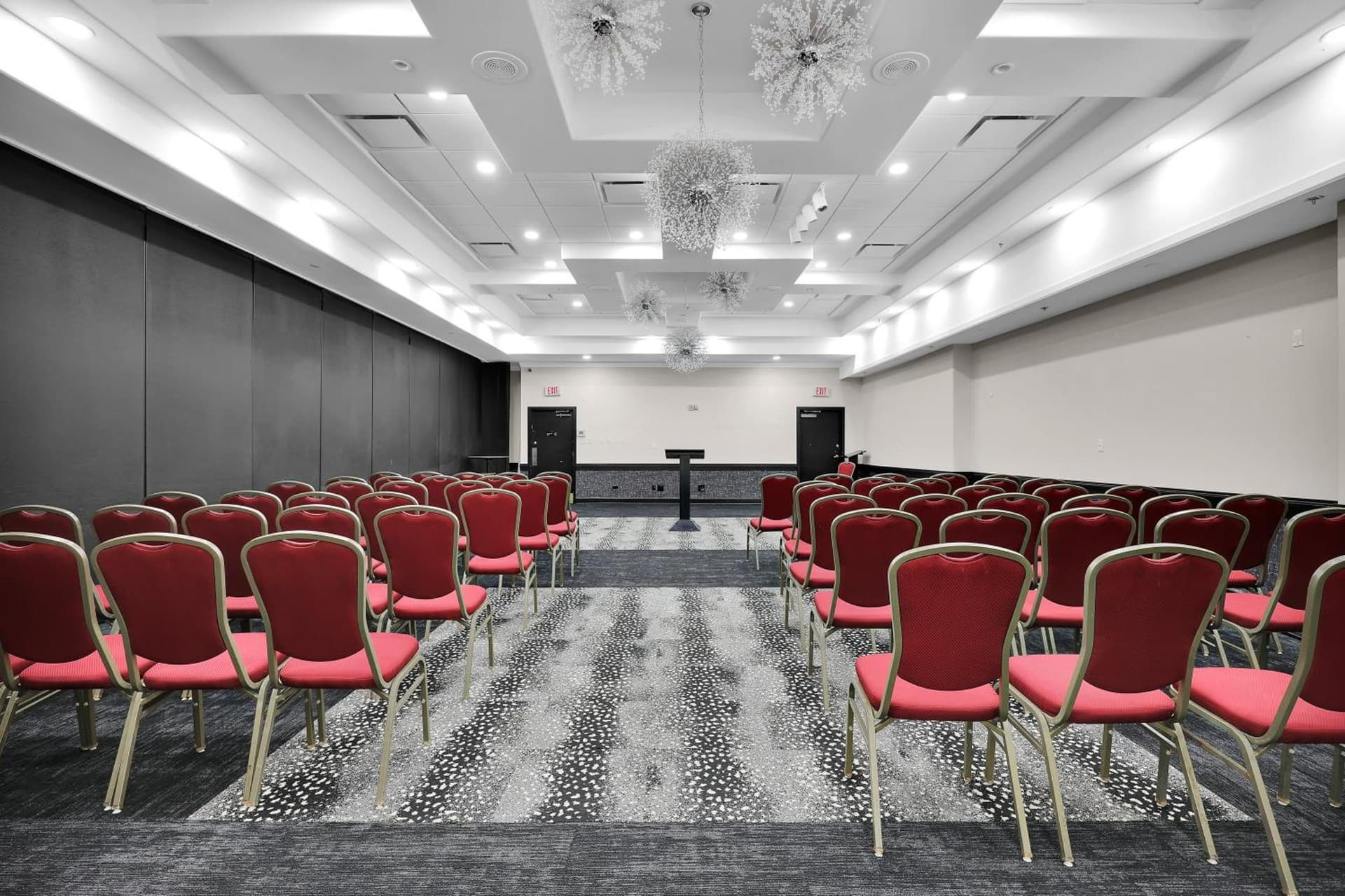 Ramada by Wyndham Jacksonville I-95 by Butler Blvd gallery photo in Jacksonville, FL — image 58