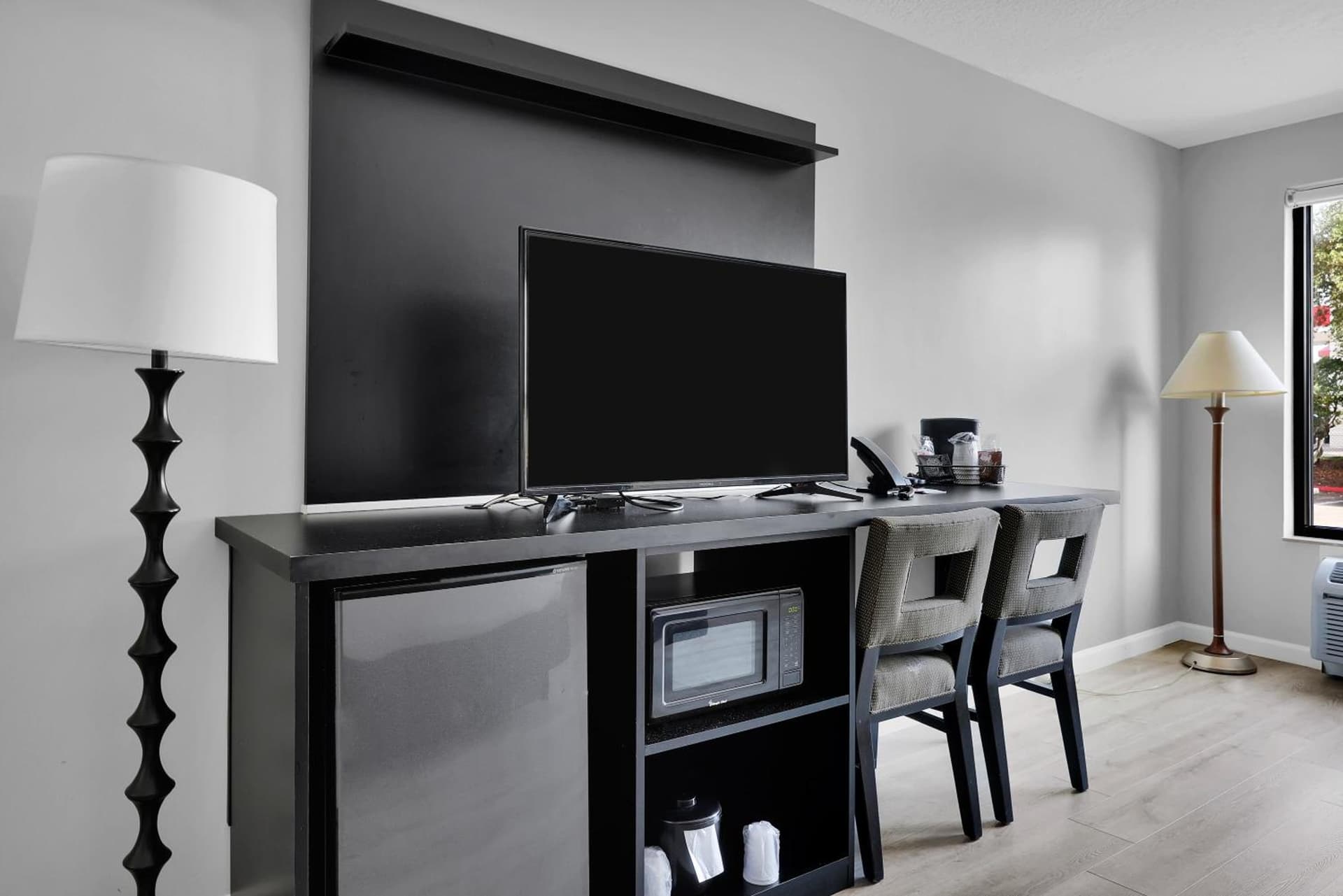 Ramada by Wyndham Jacksonville I-95 by Butler Blvd gallery photo in Jacksonville, FL — image 29