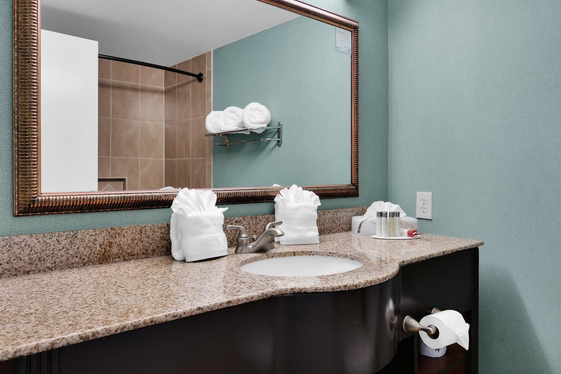 Ramada by Wyndham Jacksonville I-95 by Butler Blvd gallery photo in Jacksonville, FL — image 60