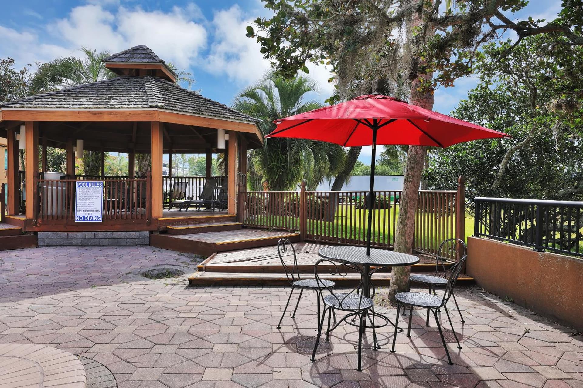 Ramada by Wyndham Jacksonville I-95 by Butler Blvd gallery photo in Jacksonville, FL — image 73