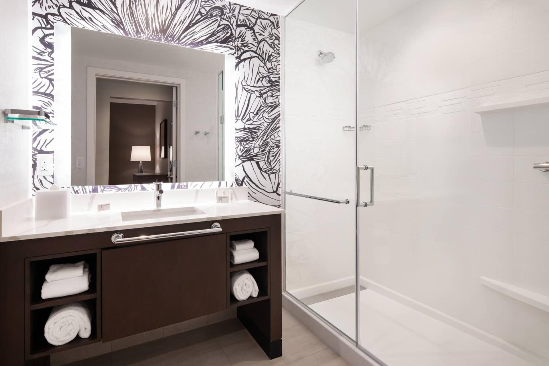 Residence Inn Los Angeles Glendale interior in Glendale, CA — gallery photo 2
