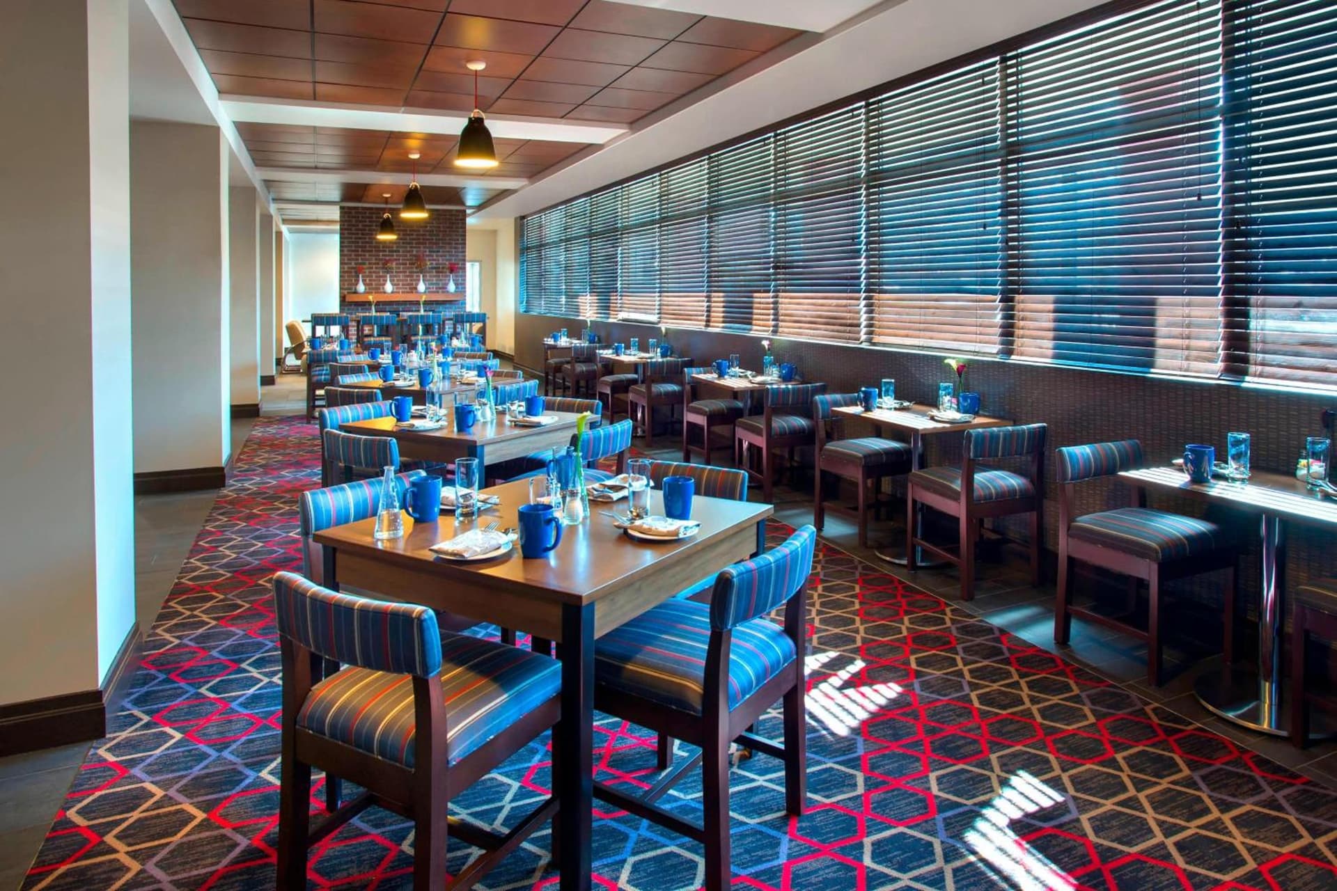 Four Points by Sheraton Charleston gallery photo in Charleston, WV — image 11