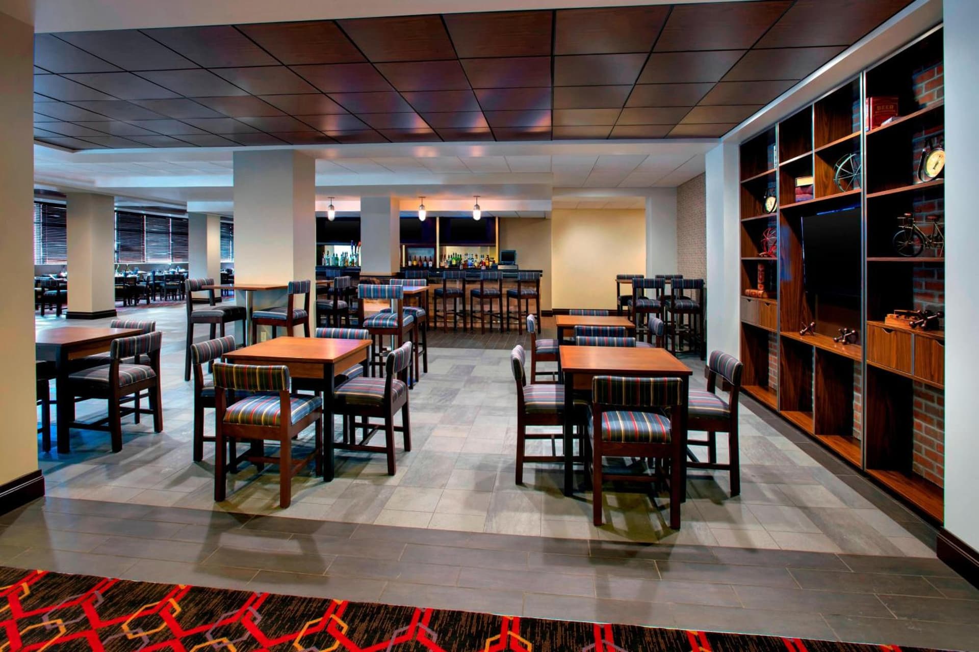 Four Points by Sheraton Charleston gallery photo in Charleston, WV — image 15