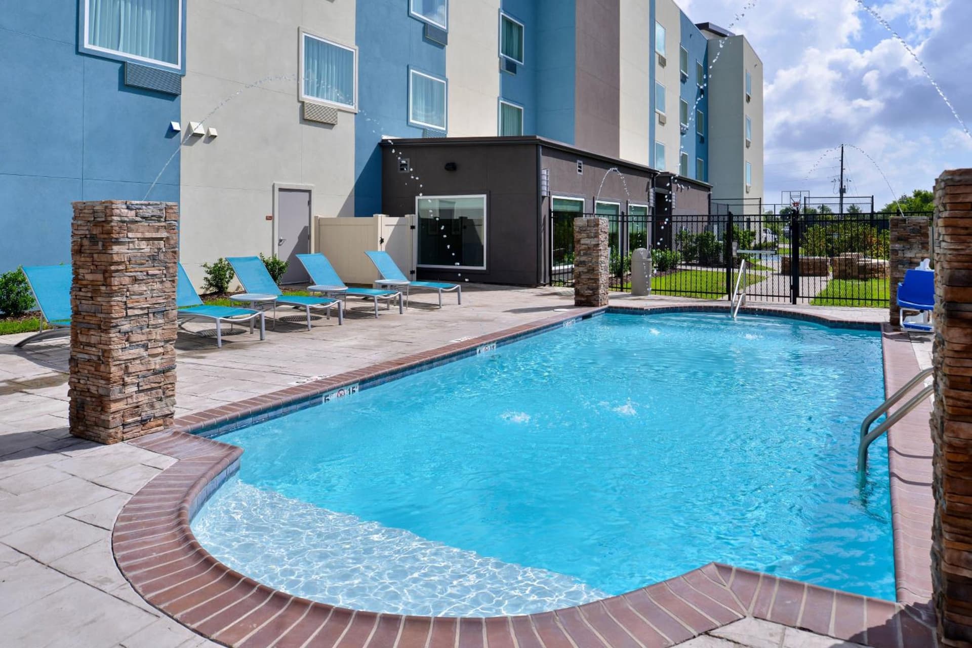 TownePlace Suites by Marriott Laplace interior in Laplace, LA — gallery photo 2