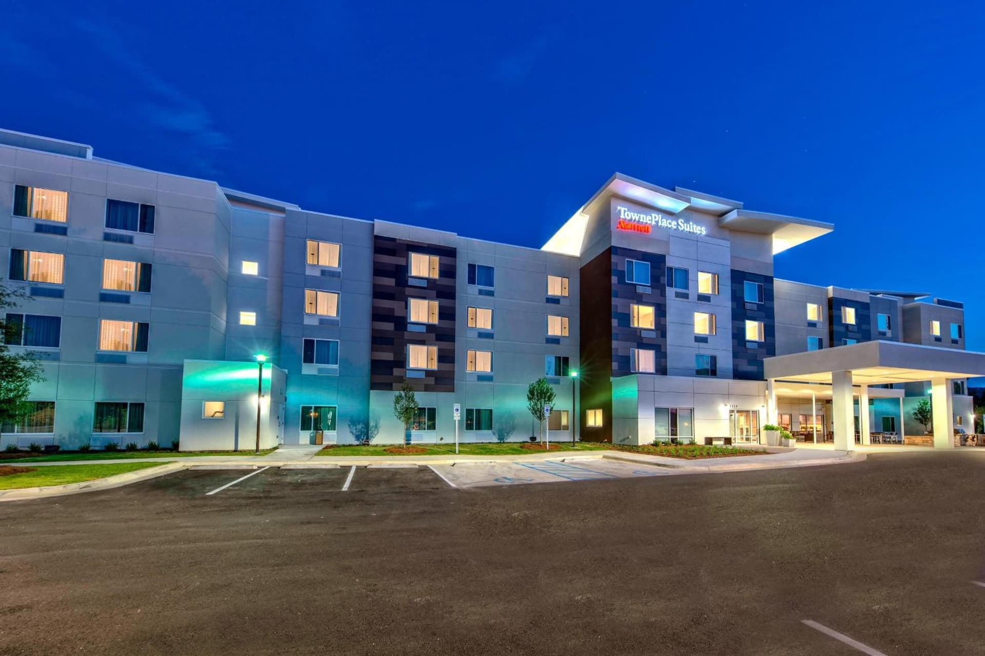TownePlace Suites by Marriott Auburn University Area featured exterior or lobby in Auburn, AL — similar hotel