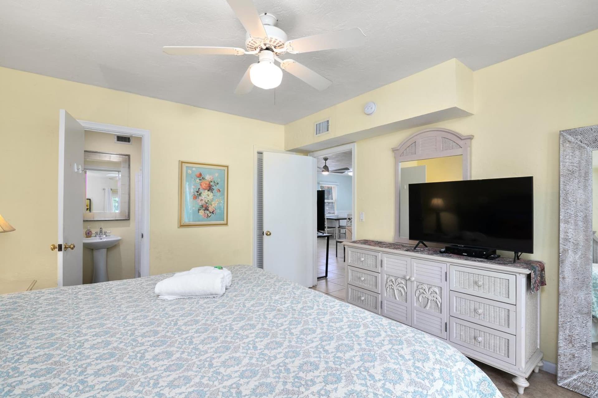 The Ringling Beach House gallery photo in Siesta Key, FL — image 131