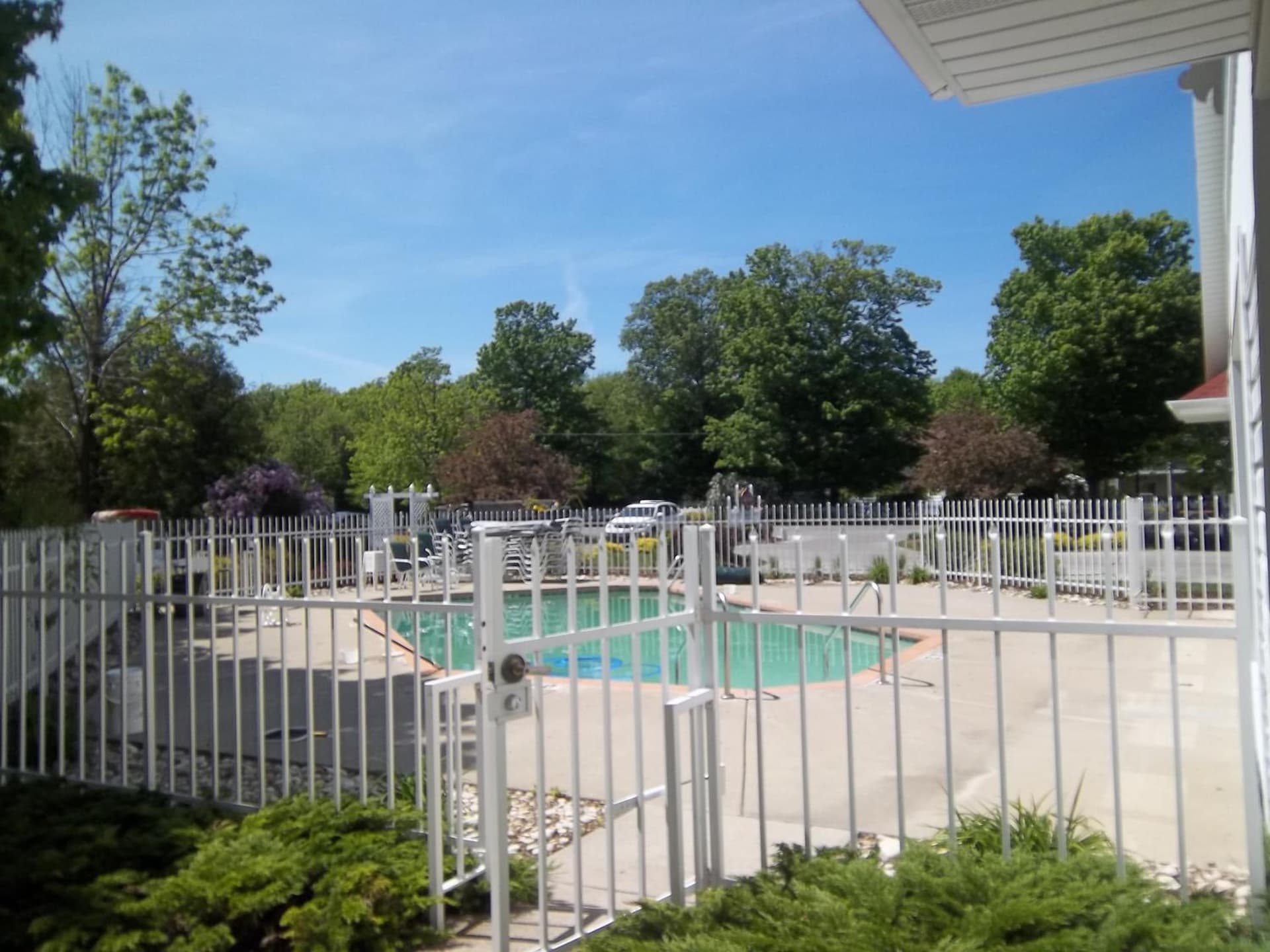 High Point Inn interior in Ephraim, WI — gallery photo 2