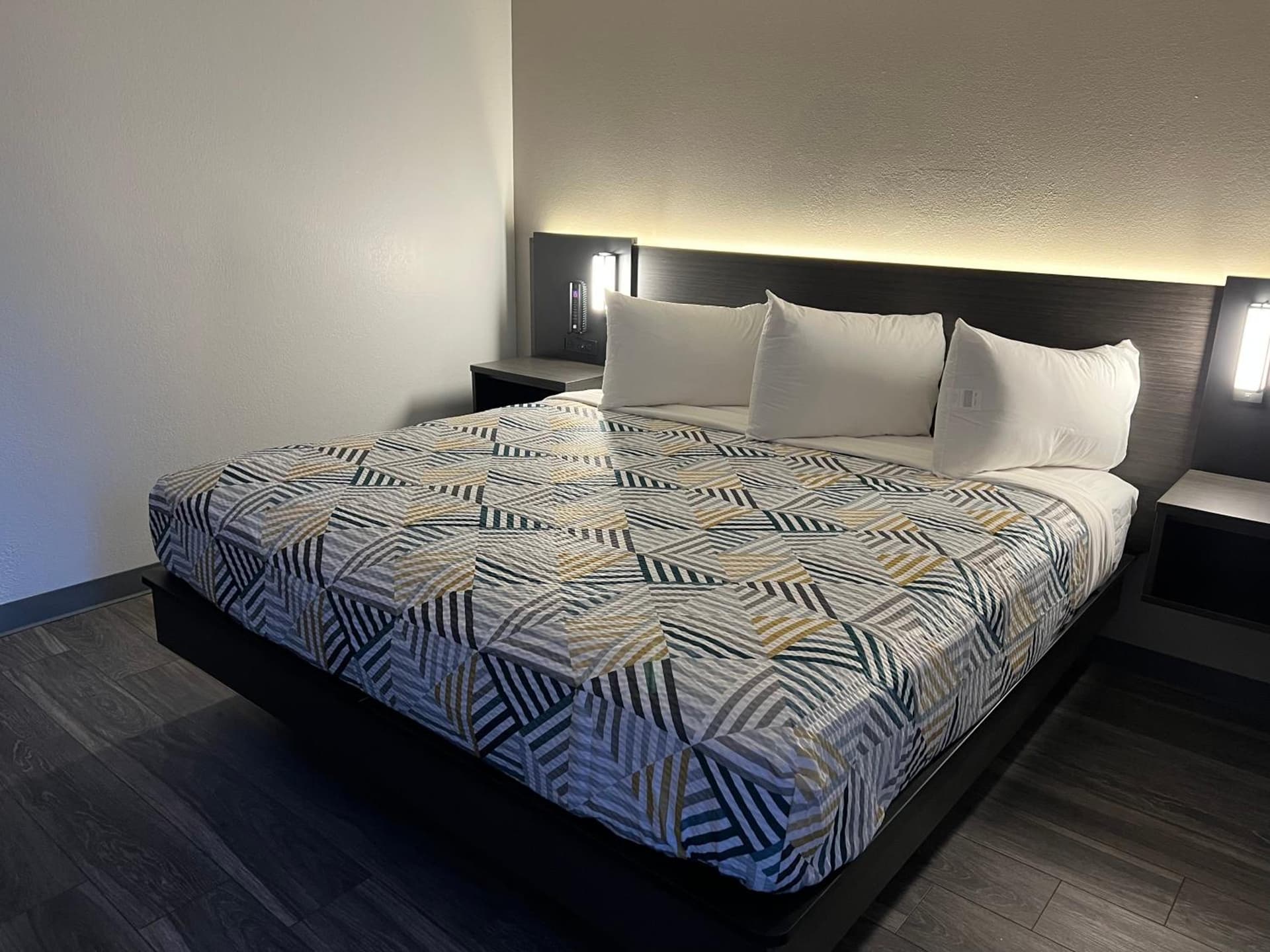 Motel 6-Ely, NV property views in Ely, NV — gallery photo 3