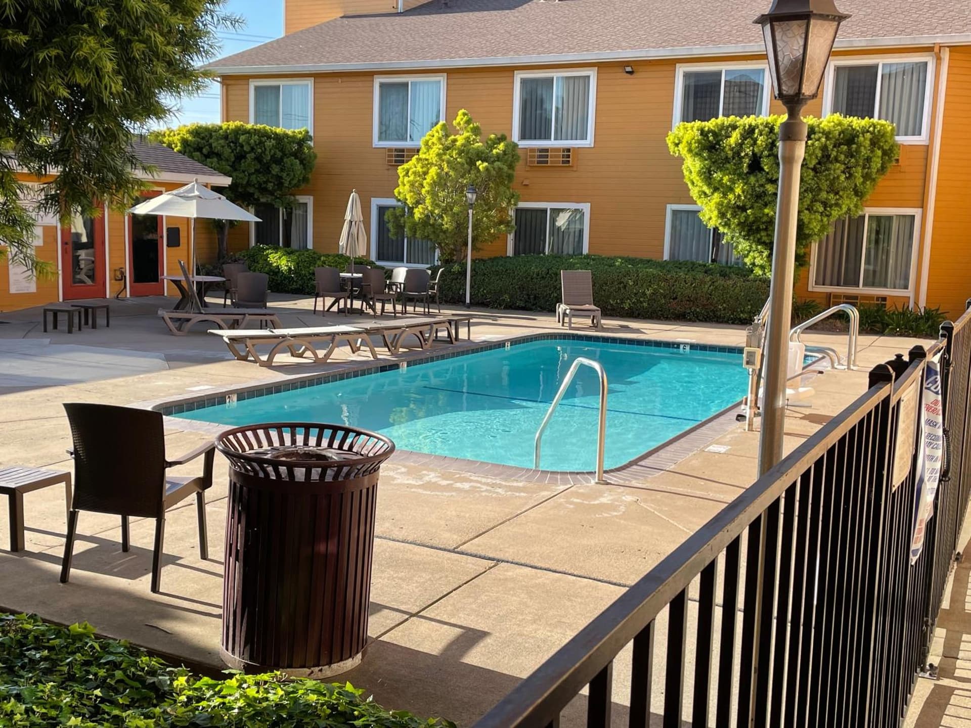 Quality Inn near Six Flags Discovery Kingdom-Napa Valley gallery photo in Vallejo, CA — image 29