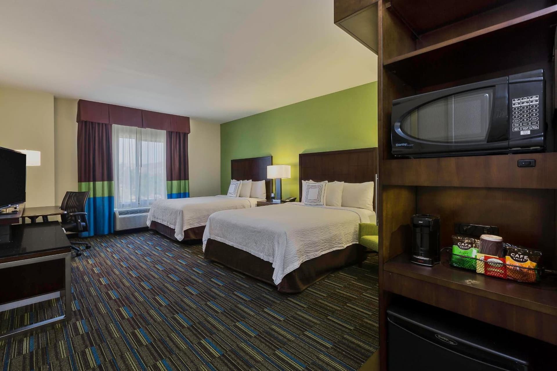 Fairfield Inn & Suites Riverside Corona/Norco gallery photo in Norco, CA — image 9